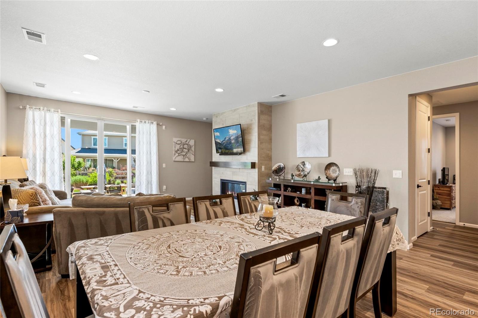 9184 Rio Lado Street