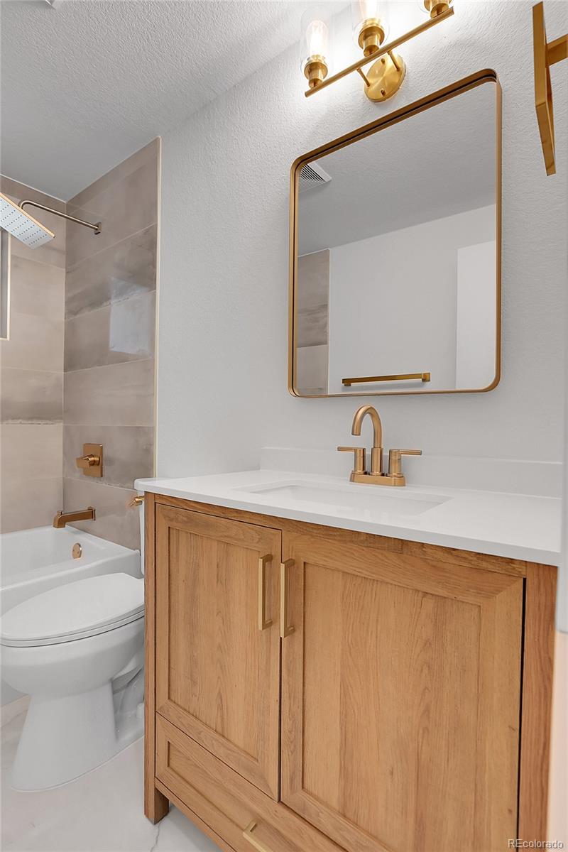 1683 S Alcott Street