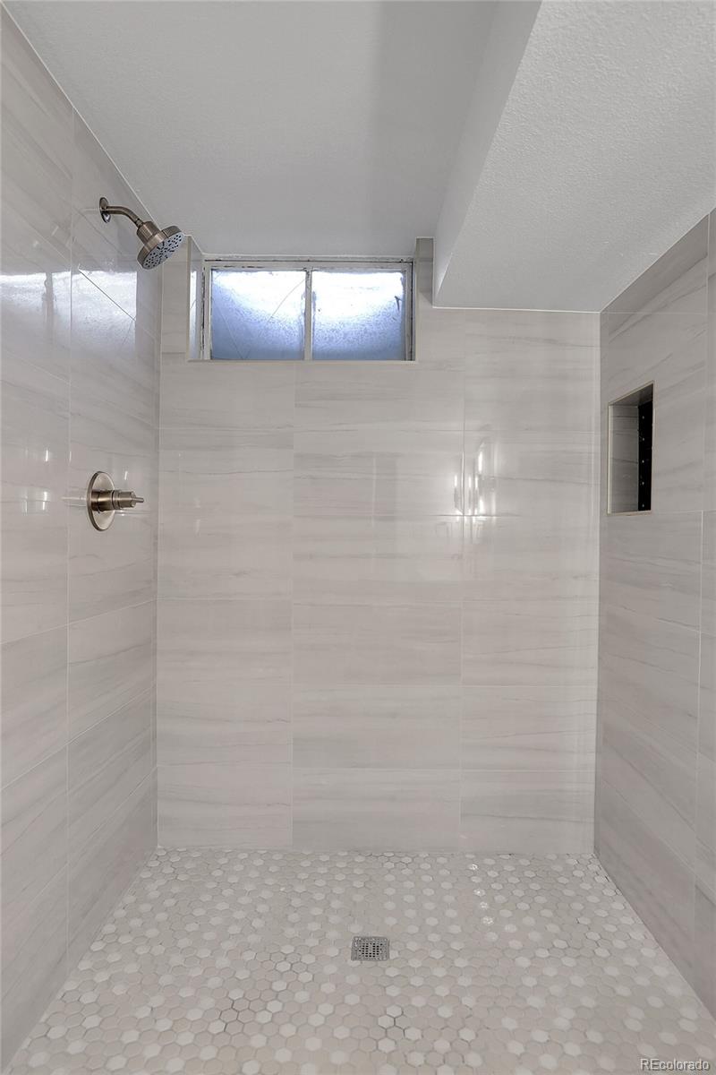 1683 S Alcott Street