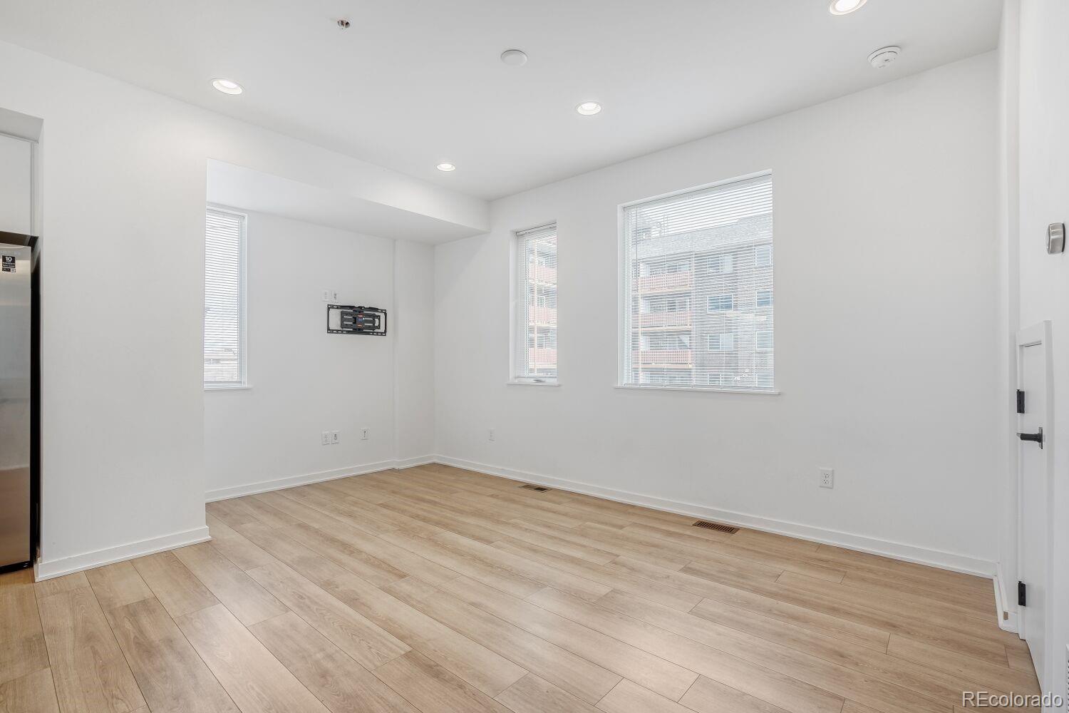 3101 W 47th Avenue Unit: 19