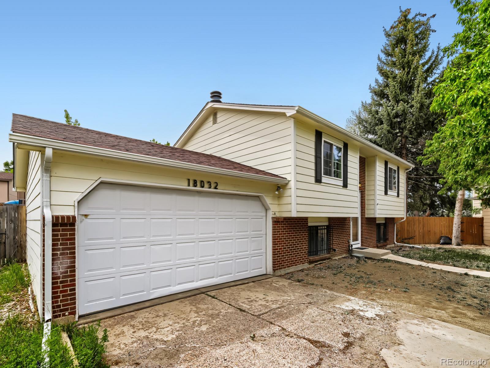 18032 E Loyola Place