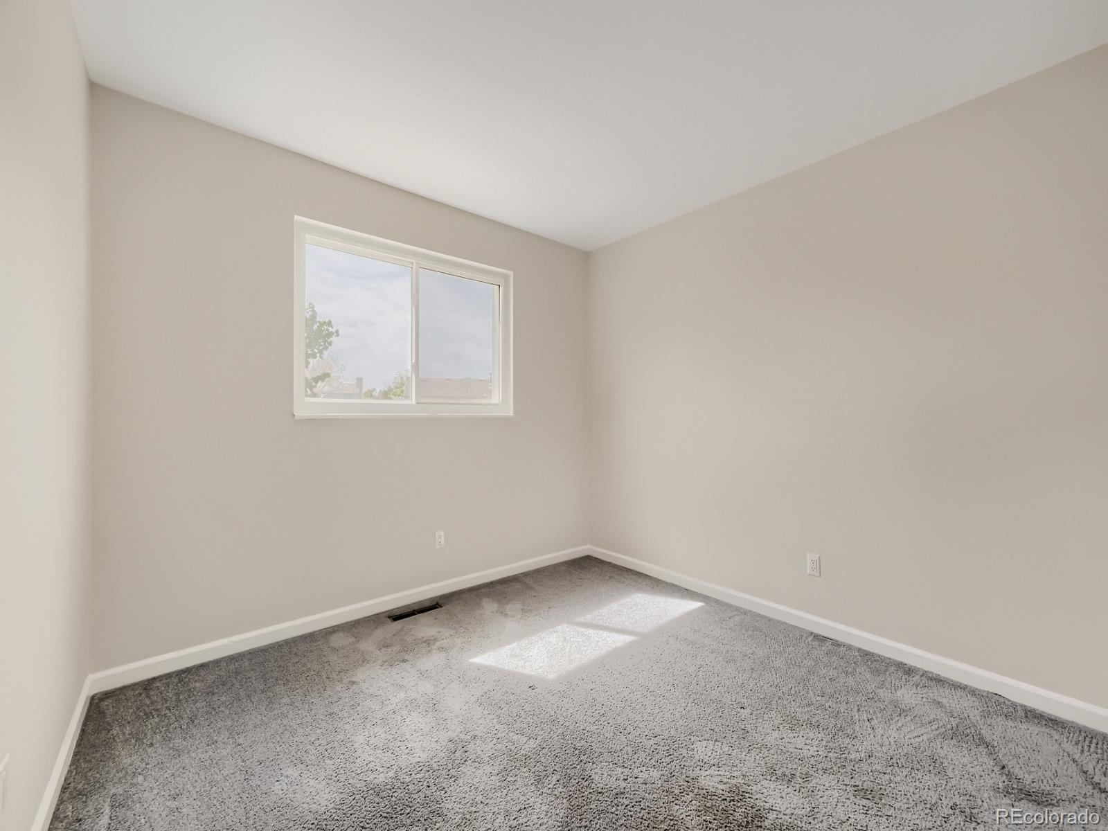 18032 E Loyola Place