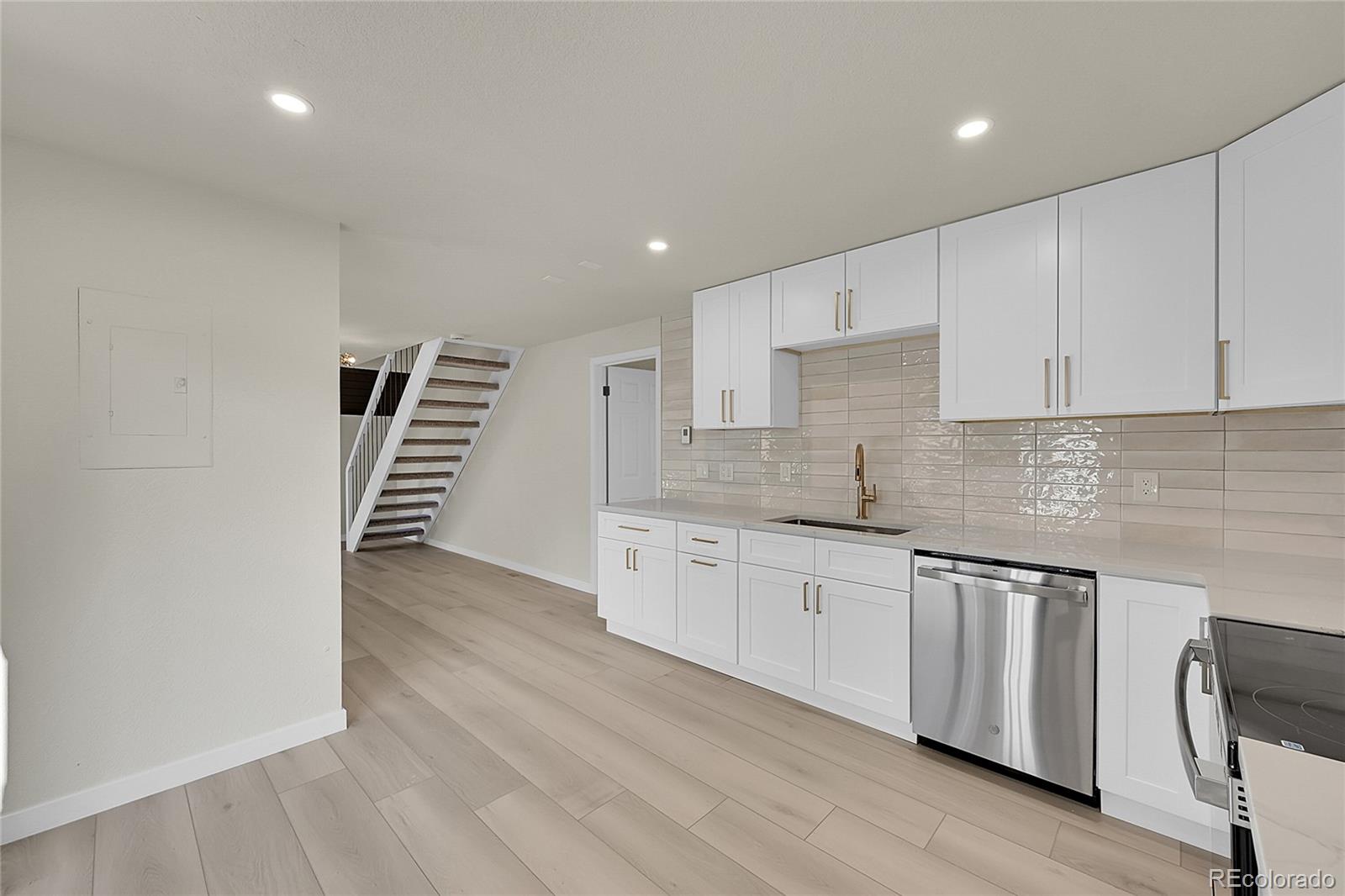 3433 Cripple Creek Square Unit: G16