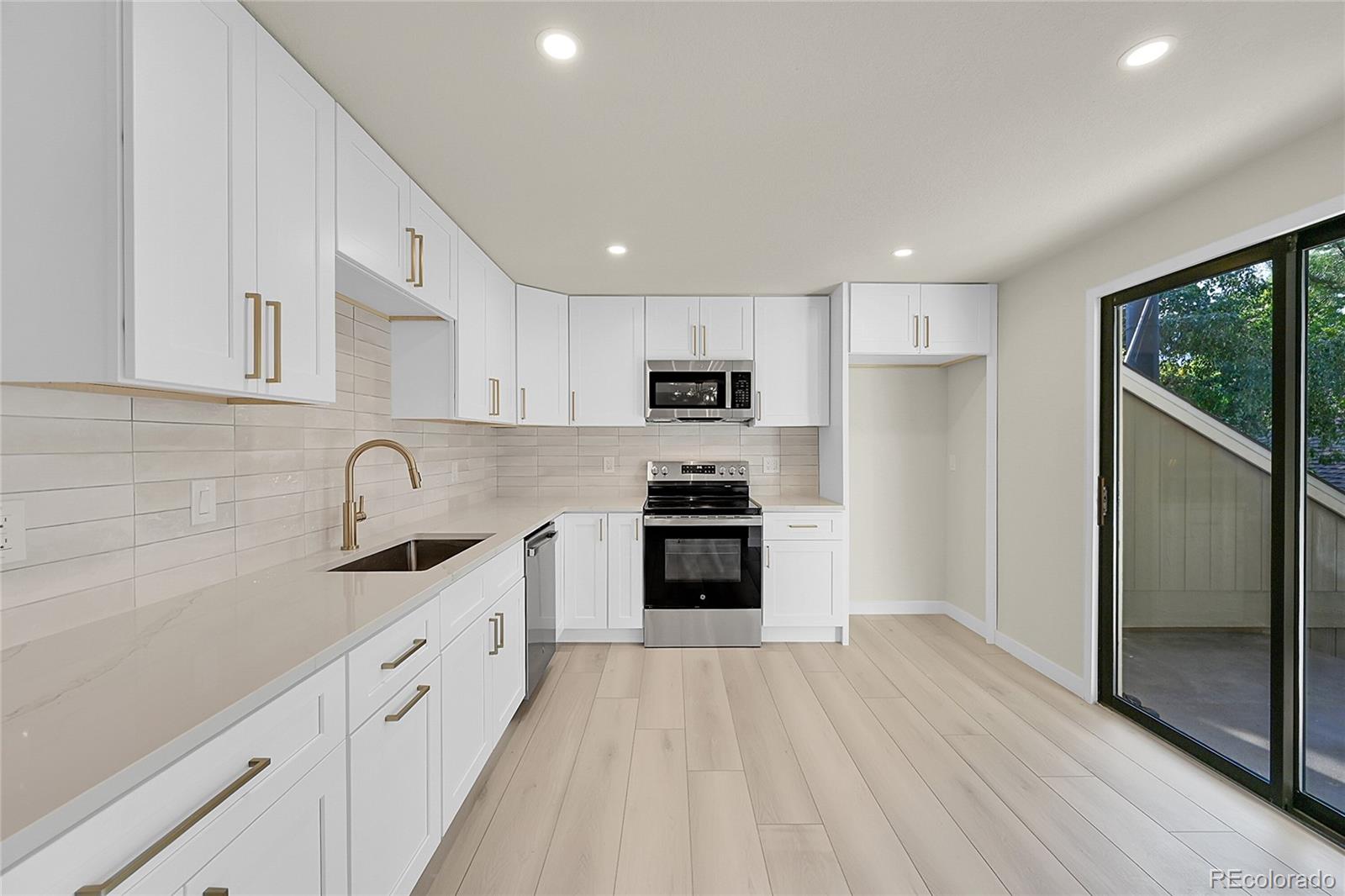 3433 Cripple Creek Square Unit: G16