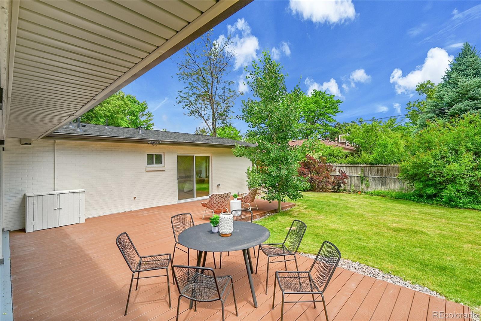 3736 S Hibiscus Way