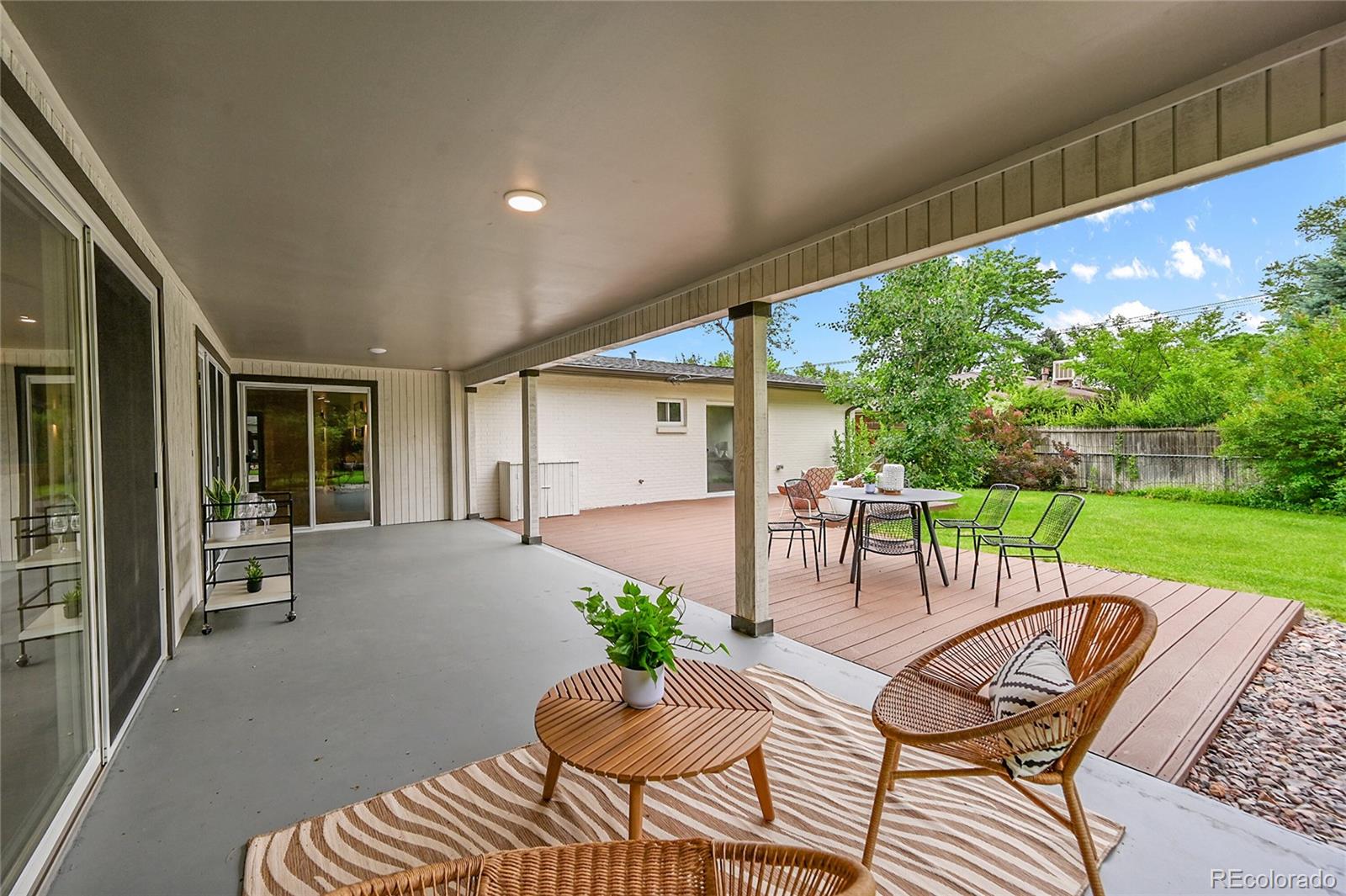 3736 S Hibiscus Way