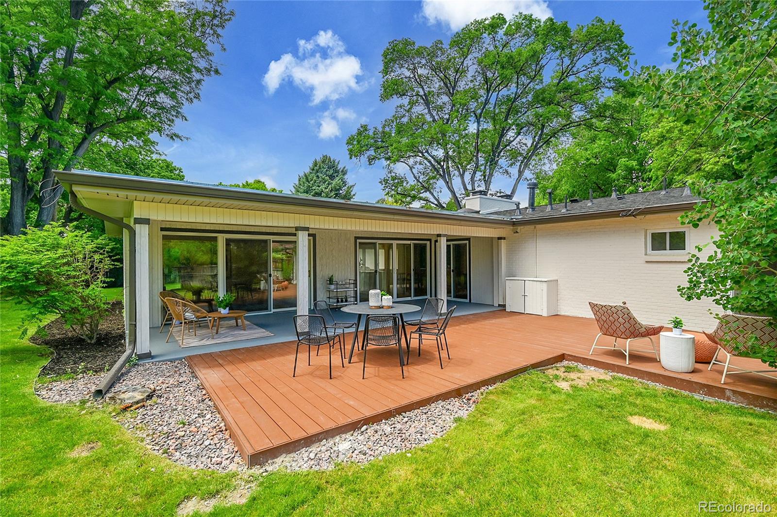 3736 S Hibiscus Way