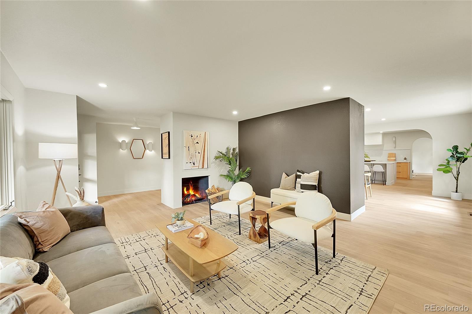 3736 S Hibiscus Way