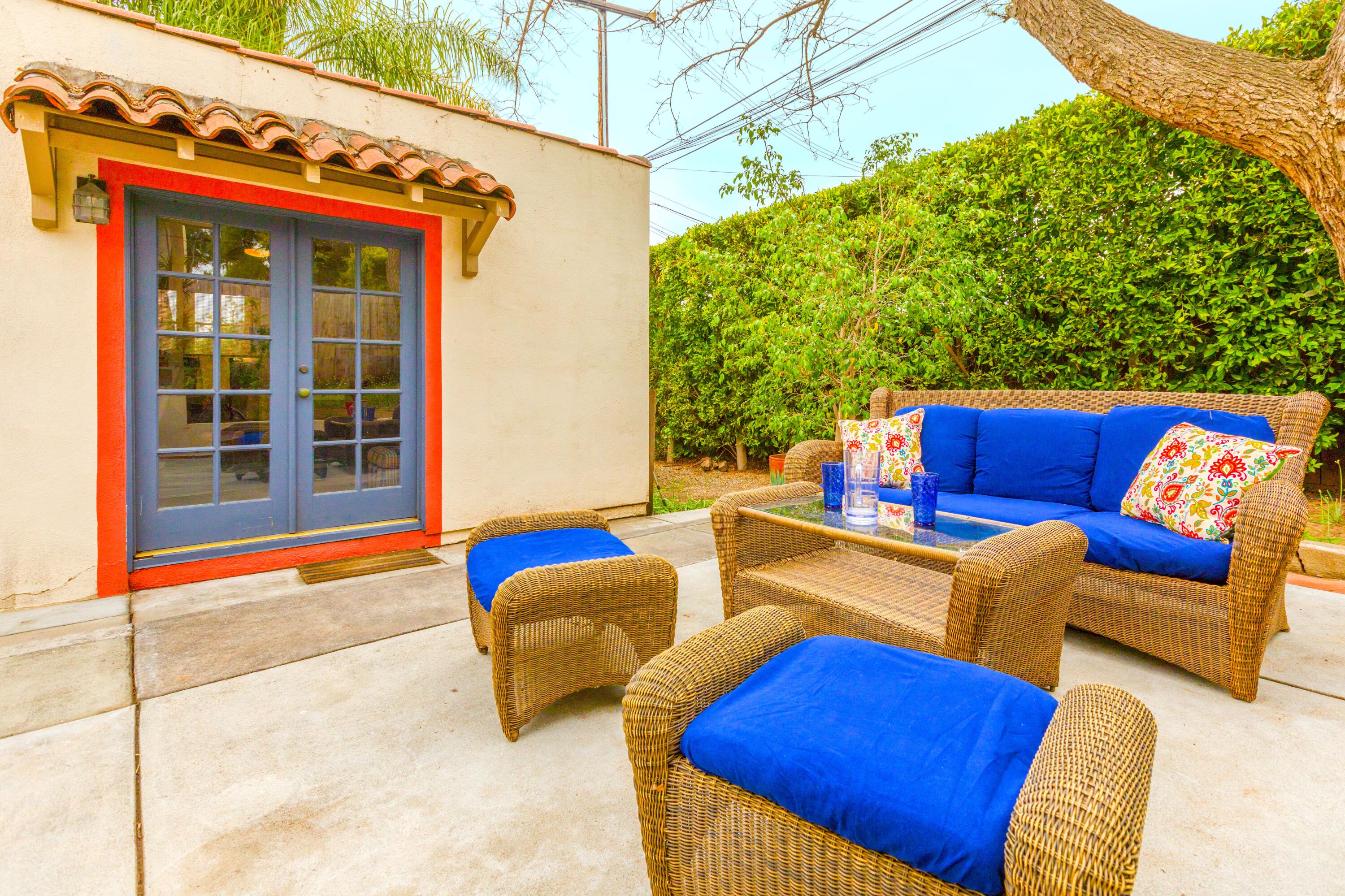 3822 Lincoln Road