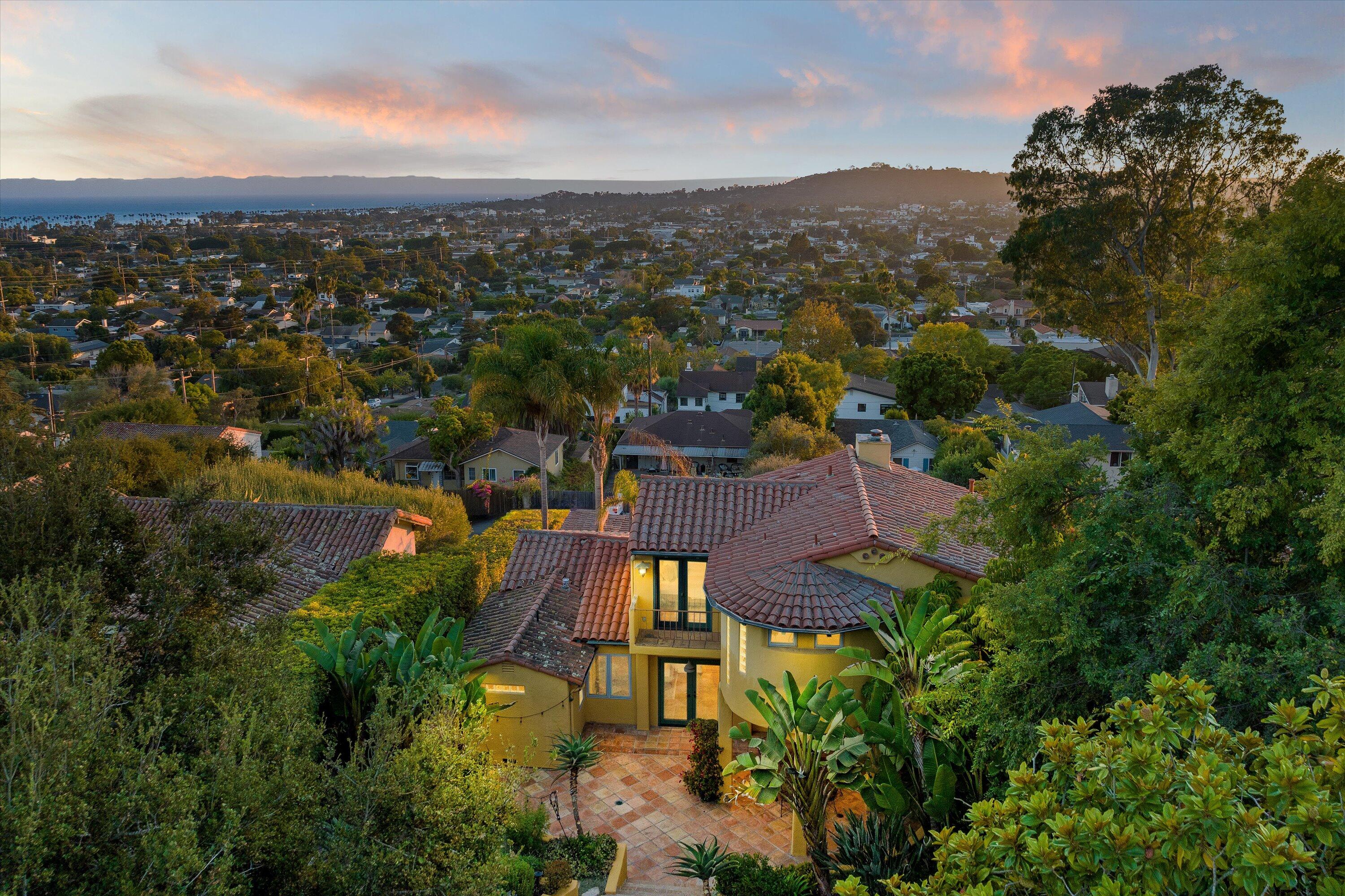 516 Alameda Padre Serra