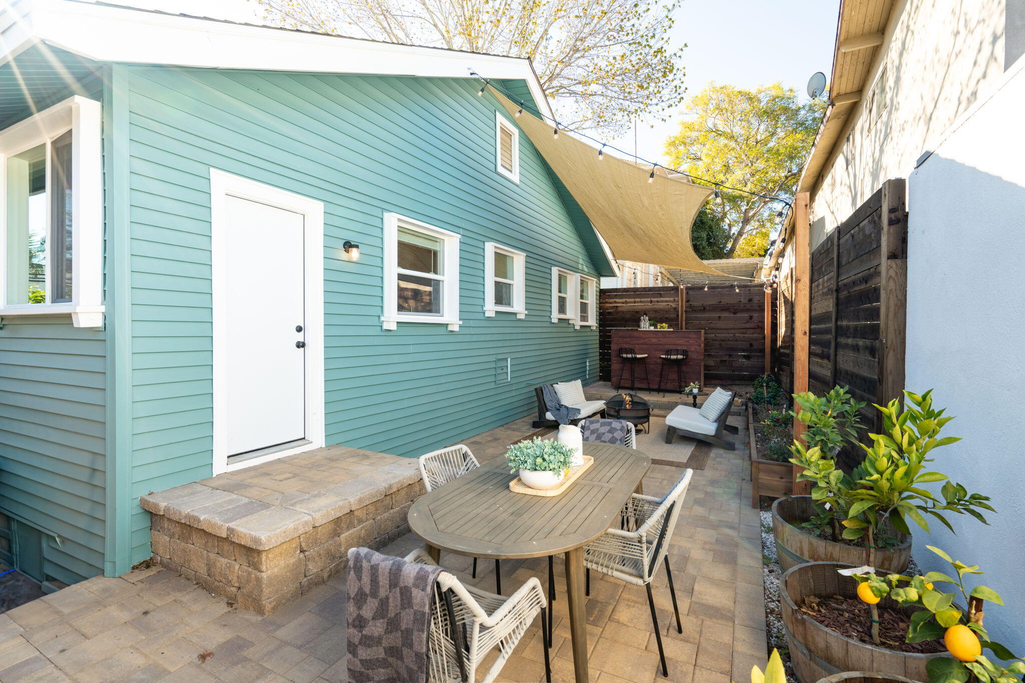 315 E Micheltorena Street