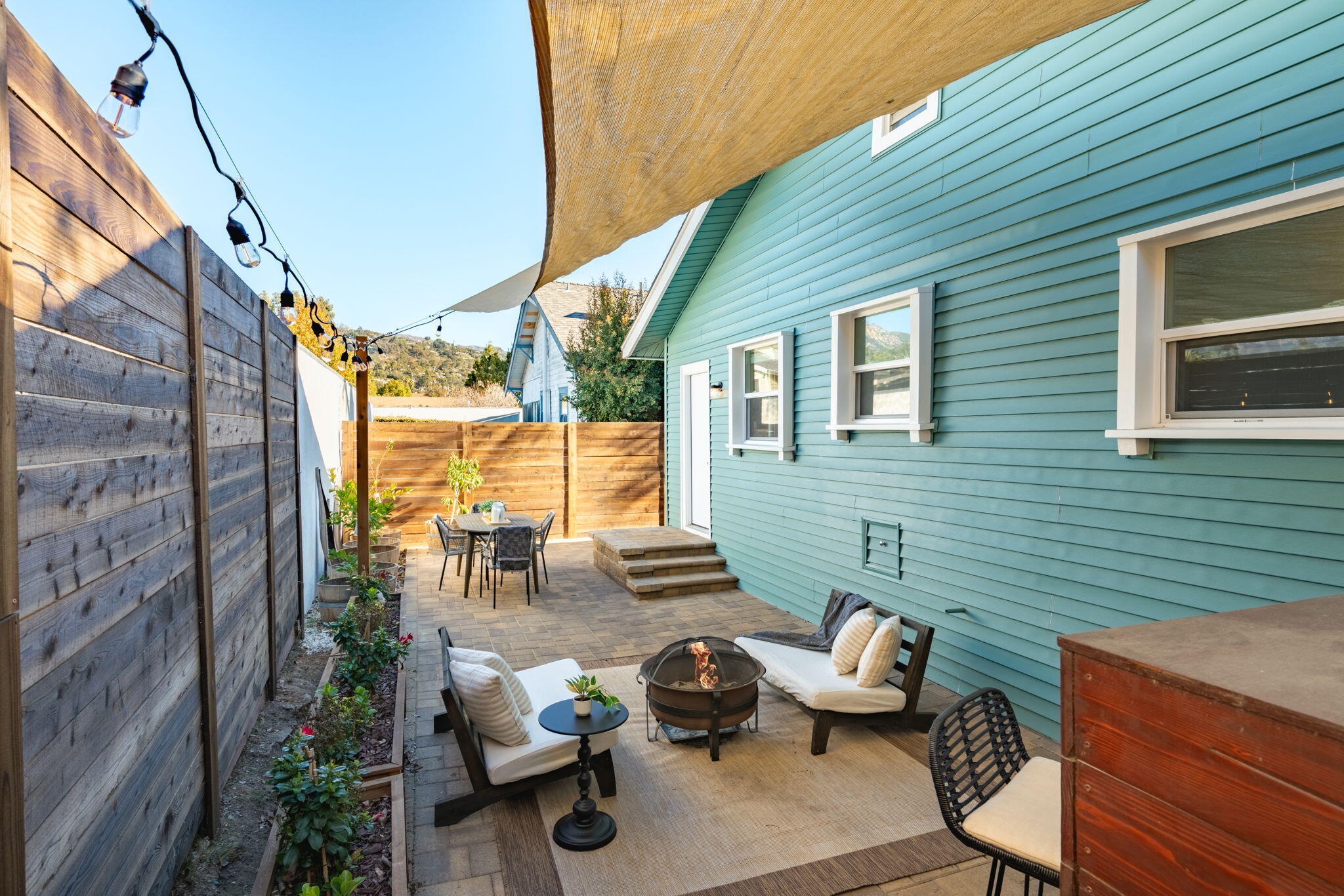 315 E Micheltorena Street