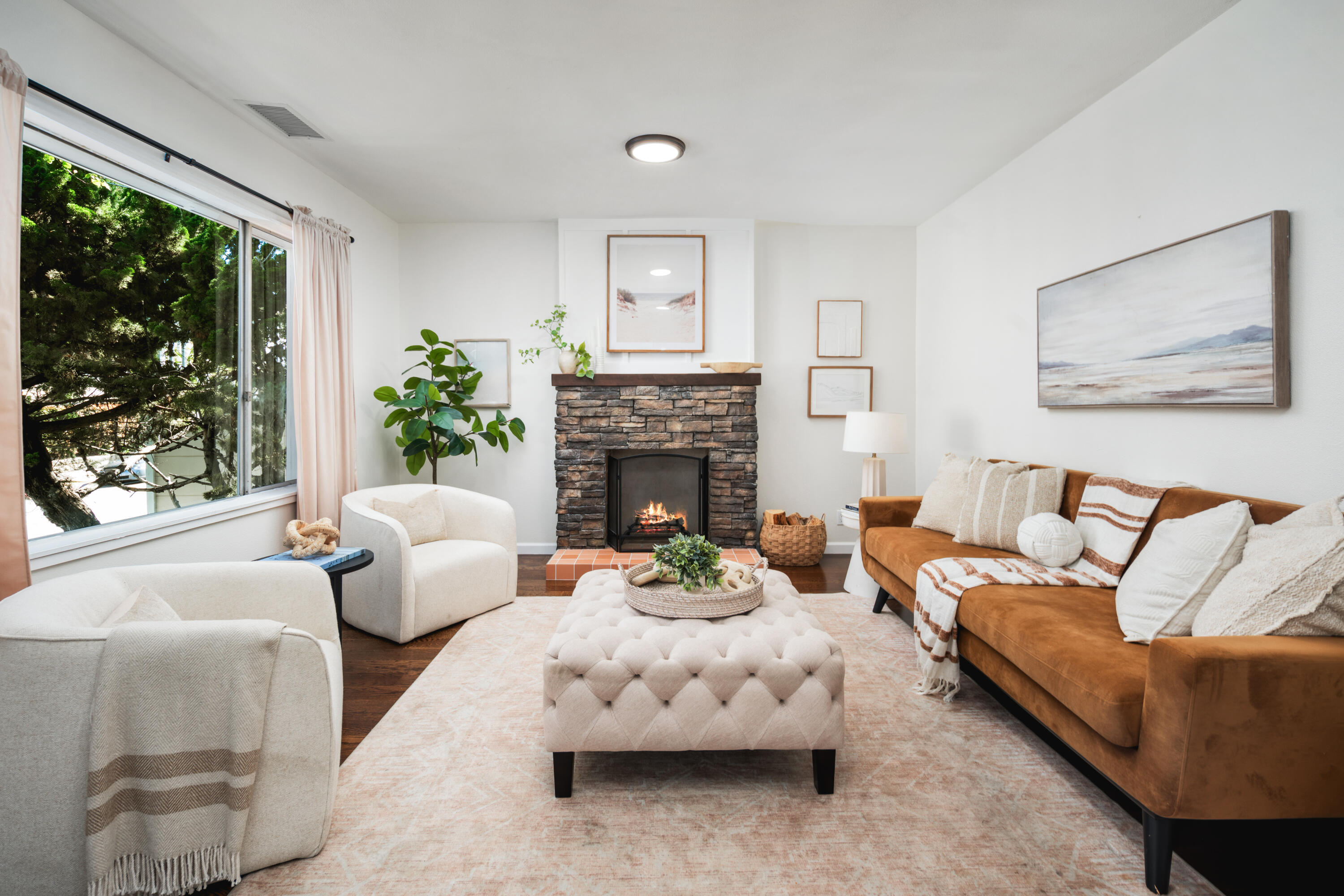 315 E Micheltorena Street