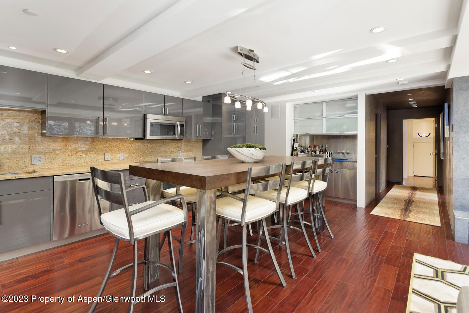 600 E Main Street Unit: 210