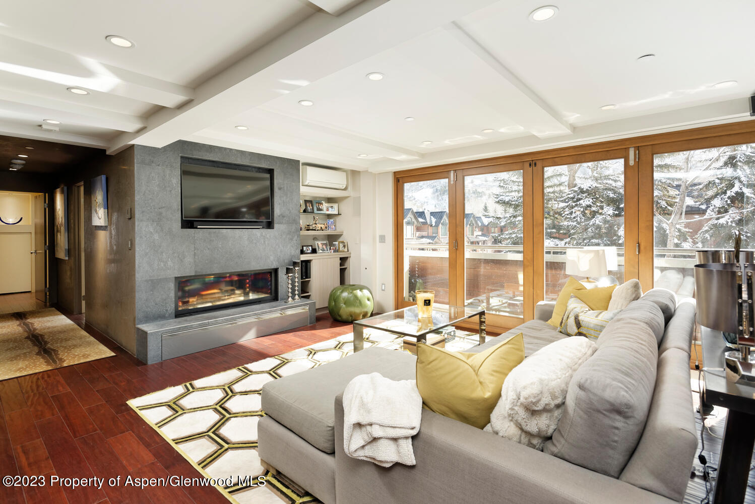 600 E Main Street Unit: 210