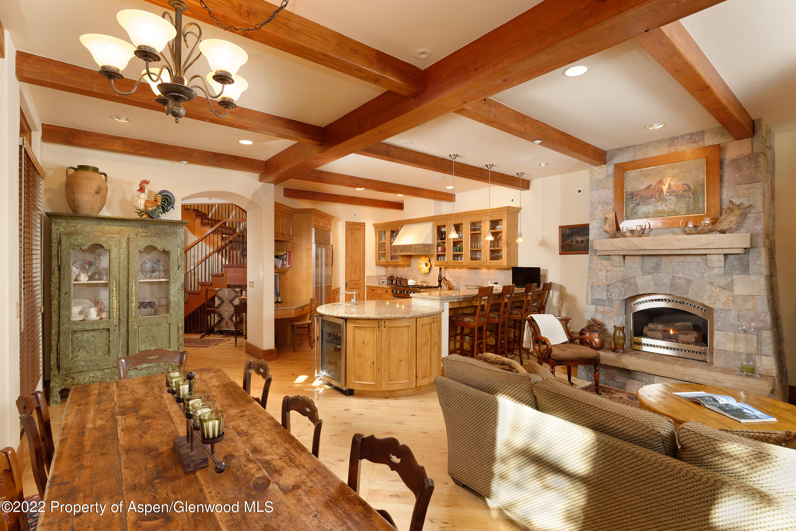 1035 E Durant Avenue, #4