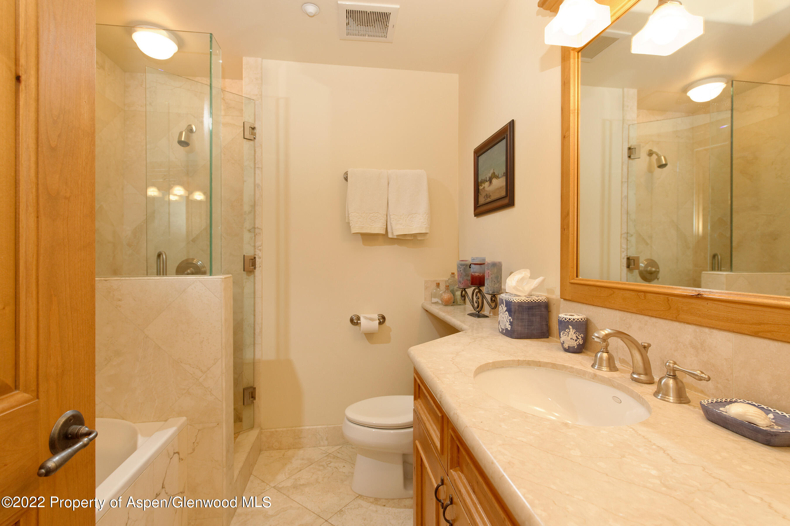 1035 E Durant Avenue, #4