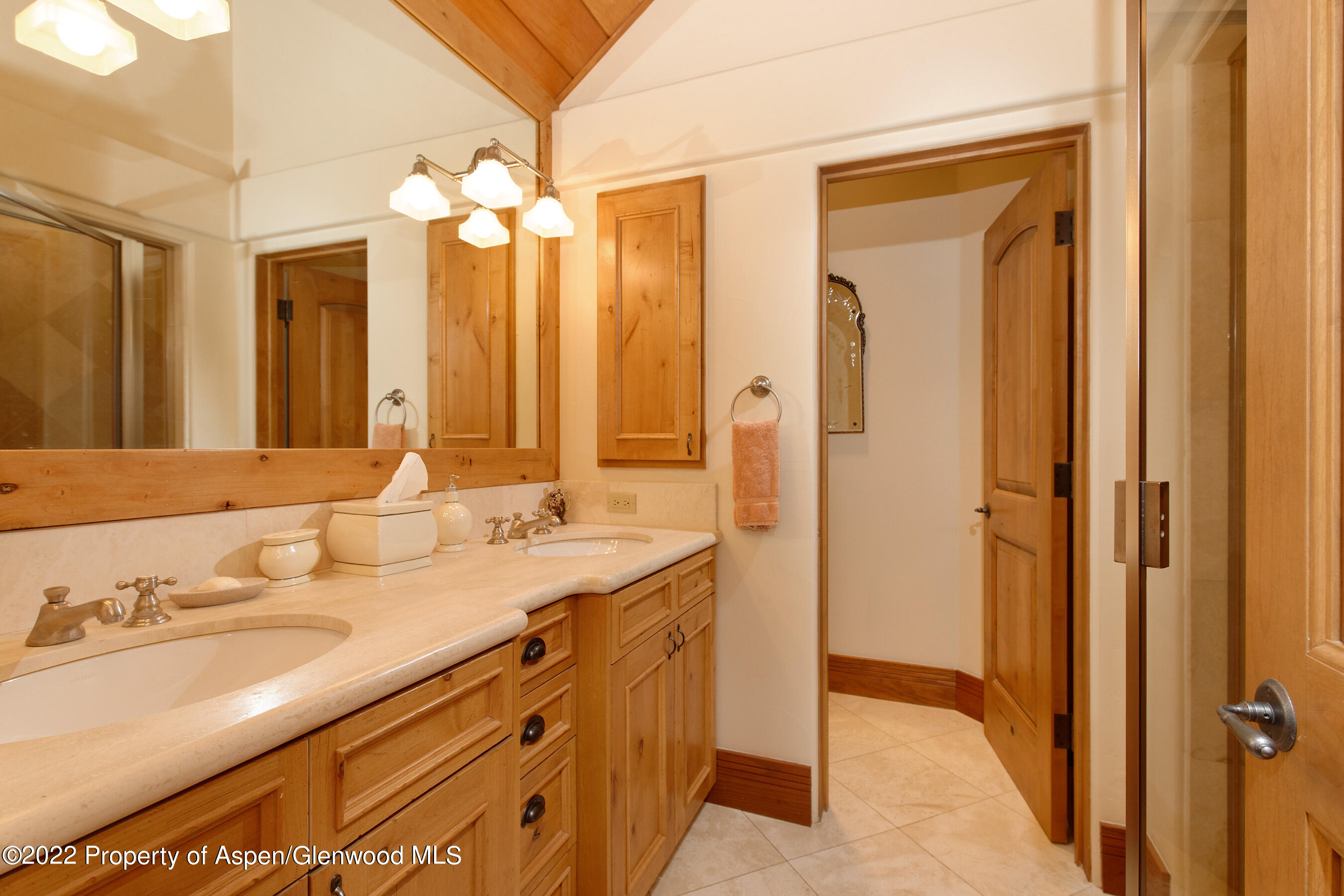 1035 E Durant Avenue, #4