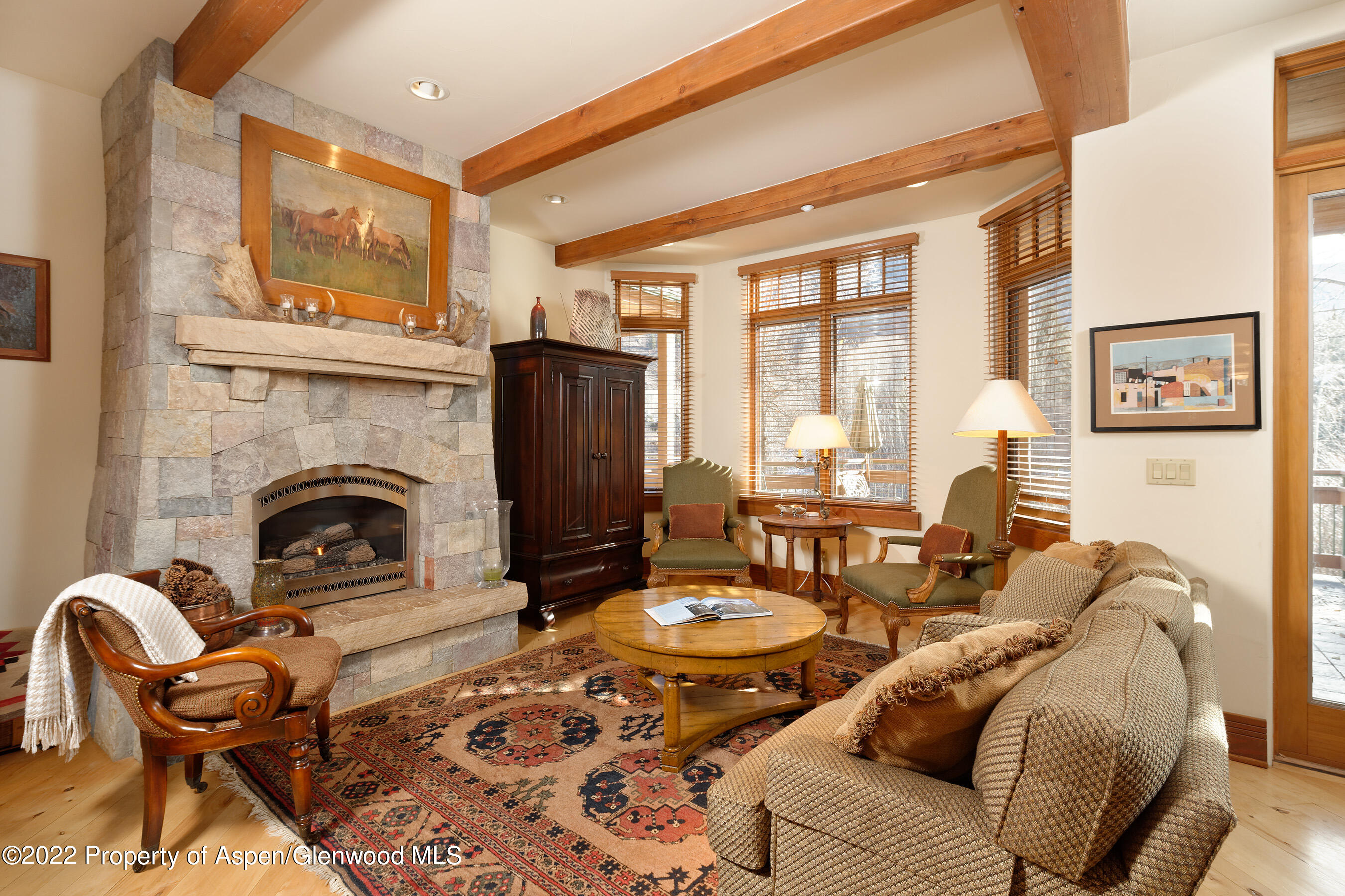 1035 E Durant Avenue, #4