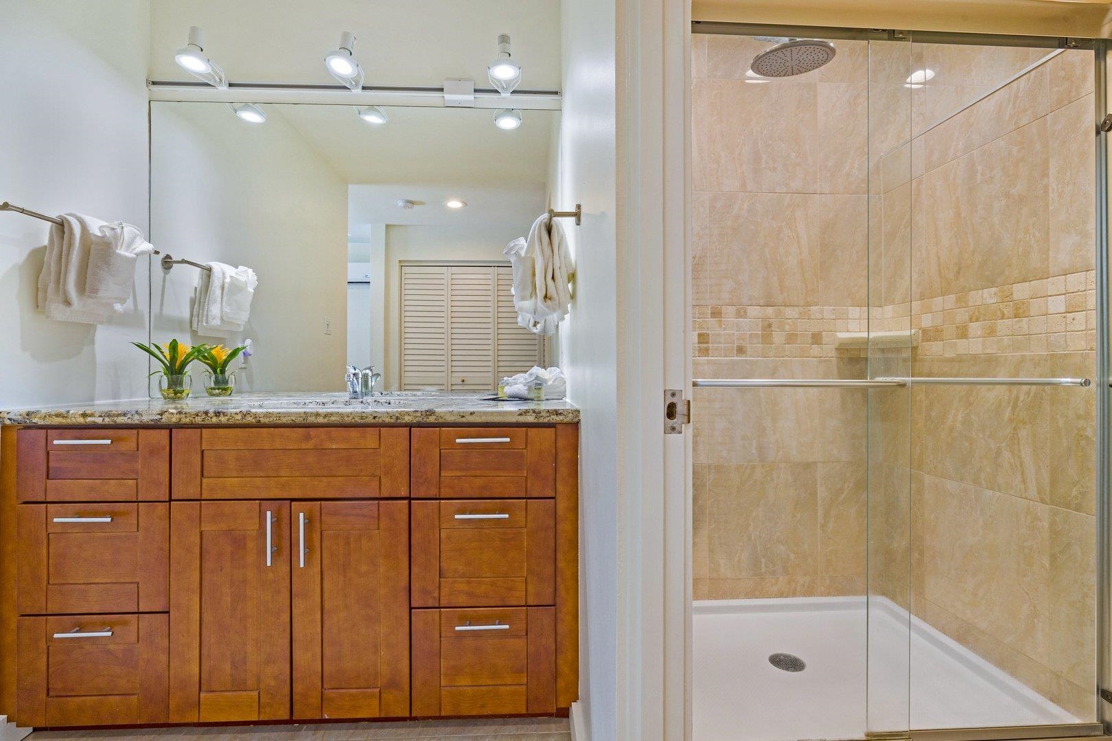 500 KAPALUA Dr Unit: 14T 1-2