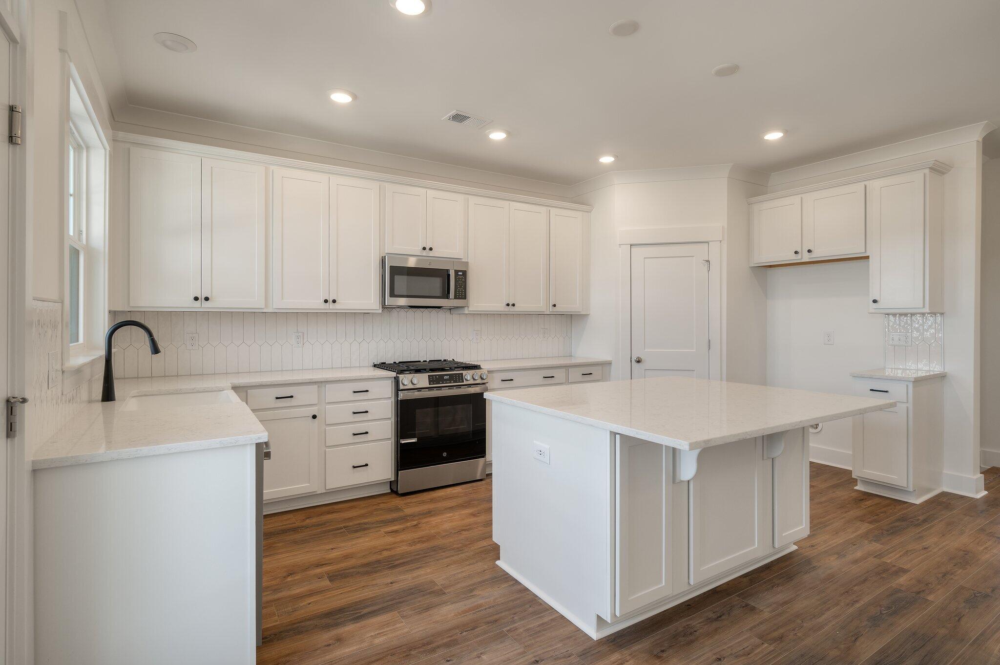 414 Katies Scenic Court, Charleston