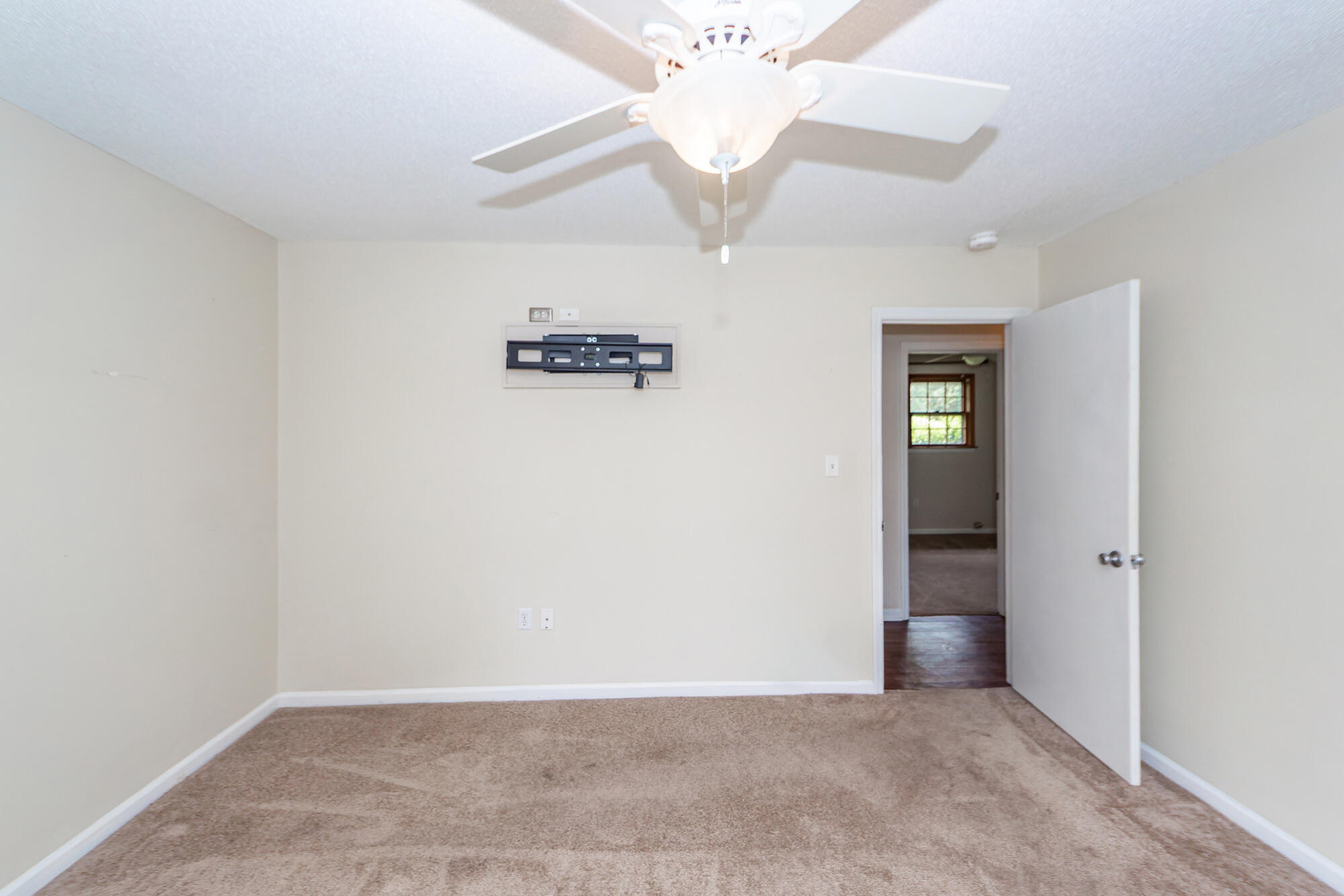 7655 Ovaldale Drive