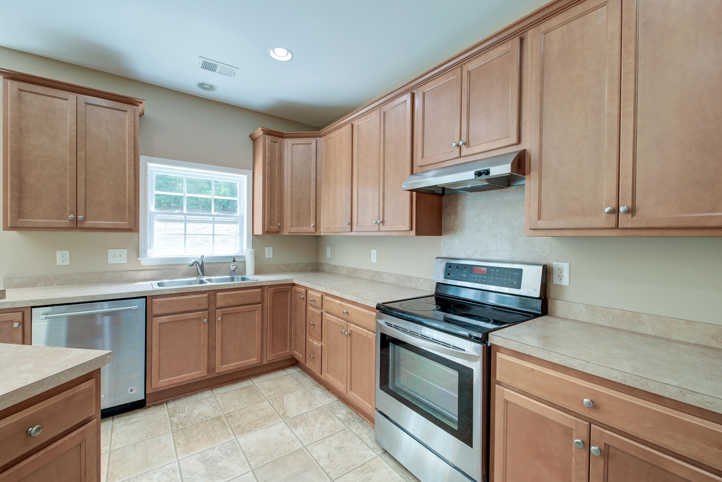 195 Highwoods Plantation Avenue