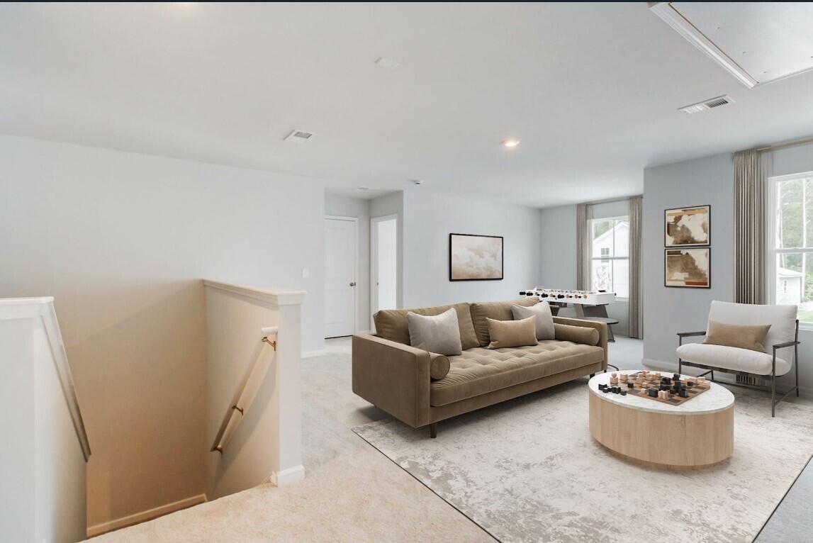 754 Meadowbrook Lane