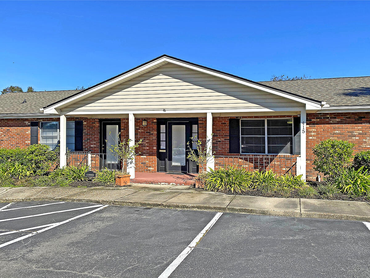 415 Parkdale Drive # 4b