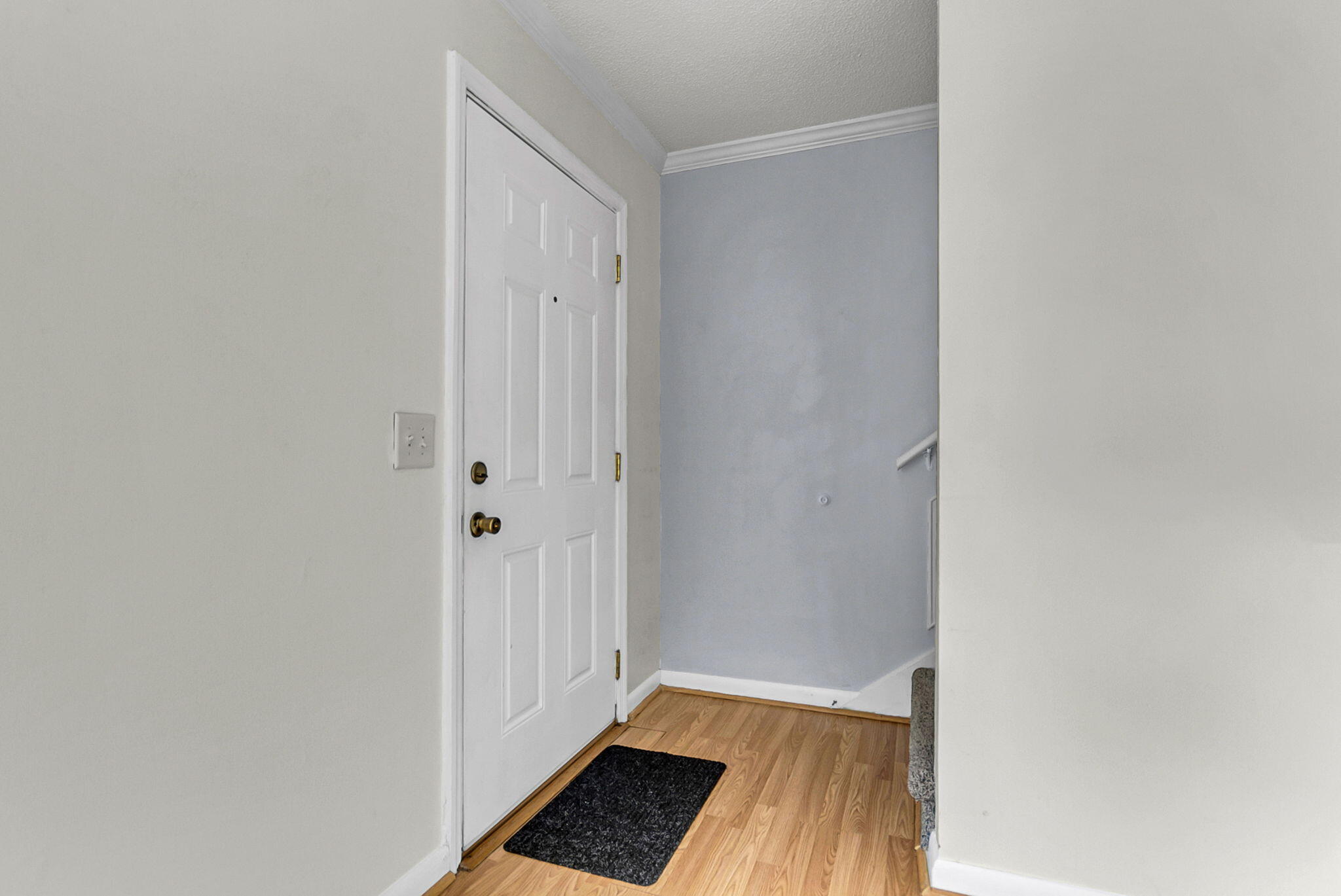 415 Parkdale Drive # 4b