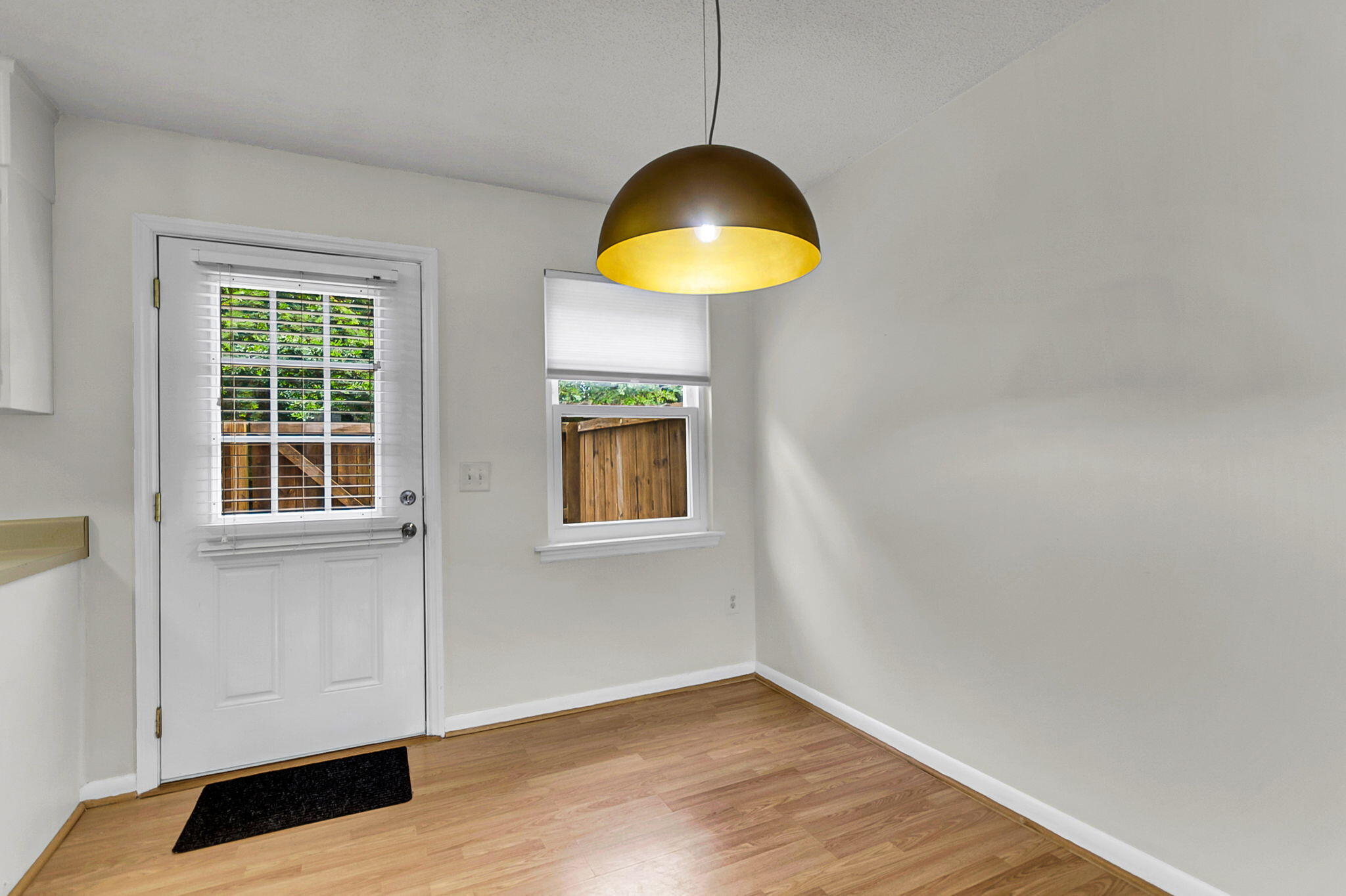 415 Parkdale Drive # 4b