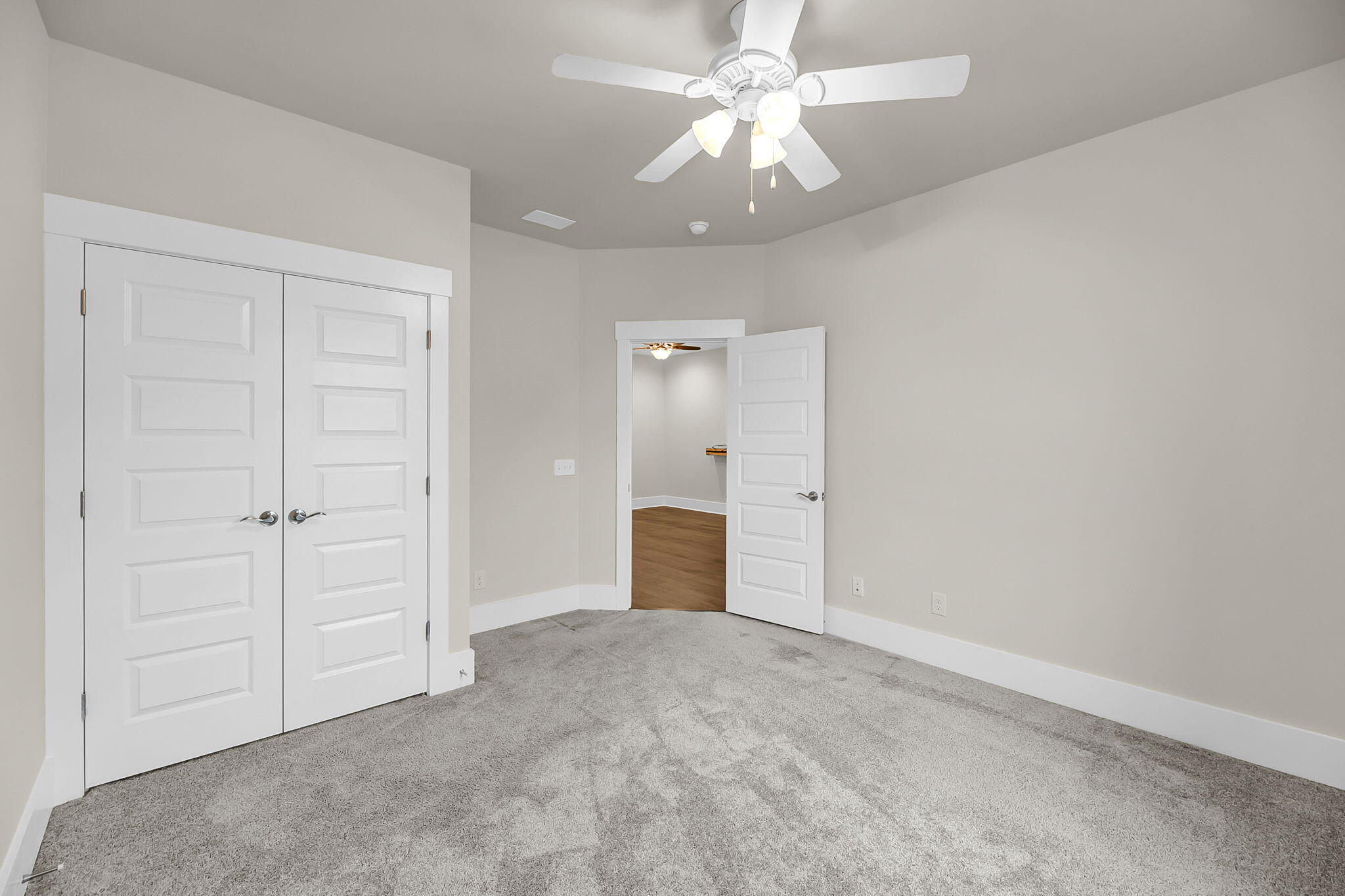 2901 Eddy Drive