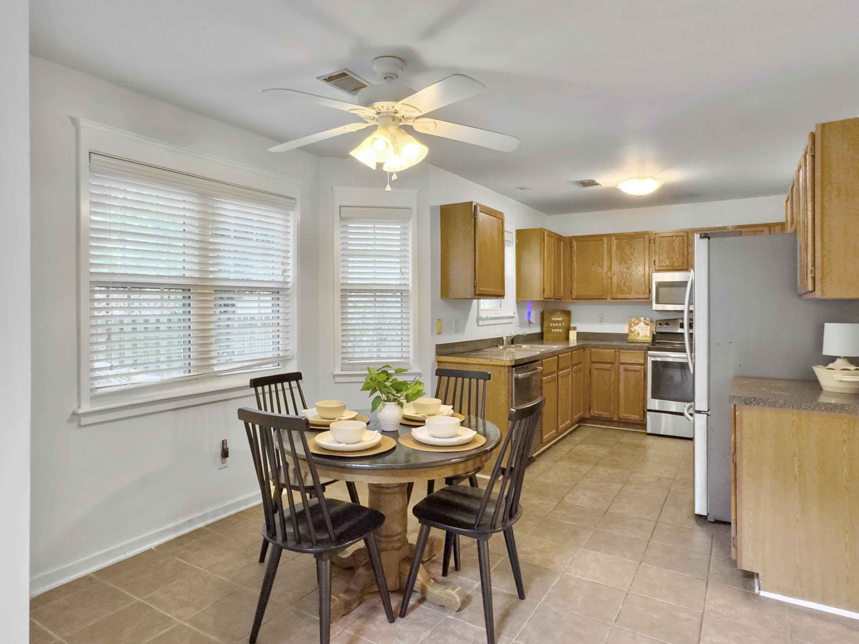 1309 Llewellyn Road