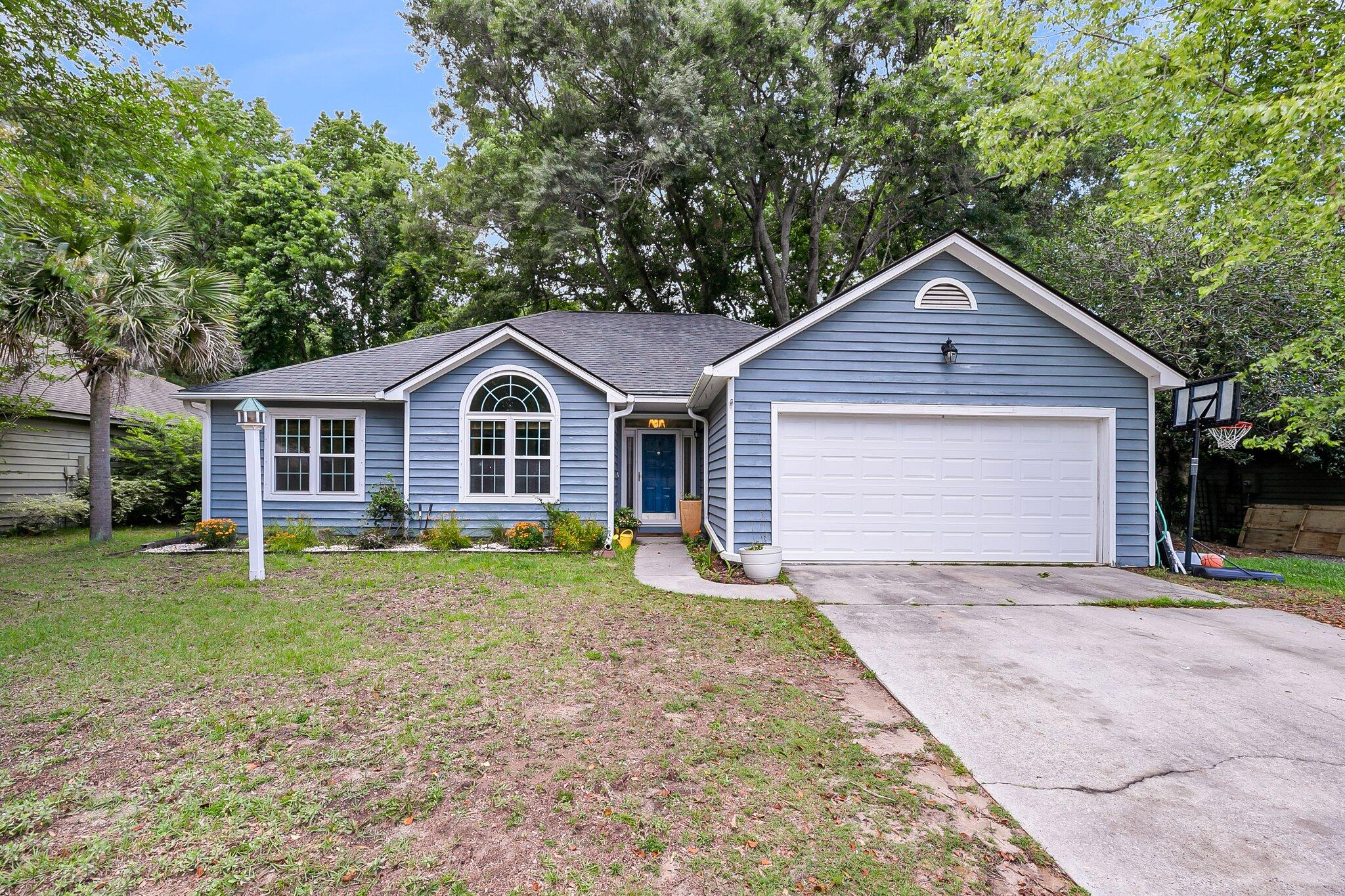 1309 Llewellyn Road