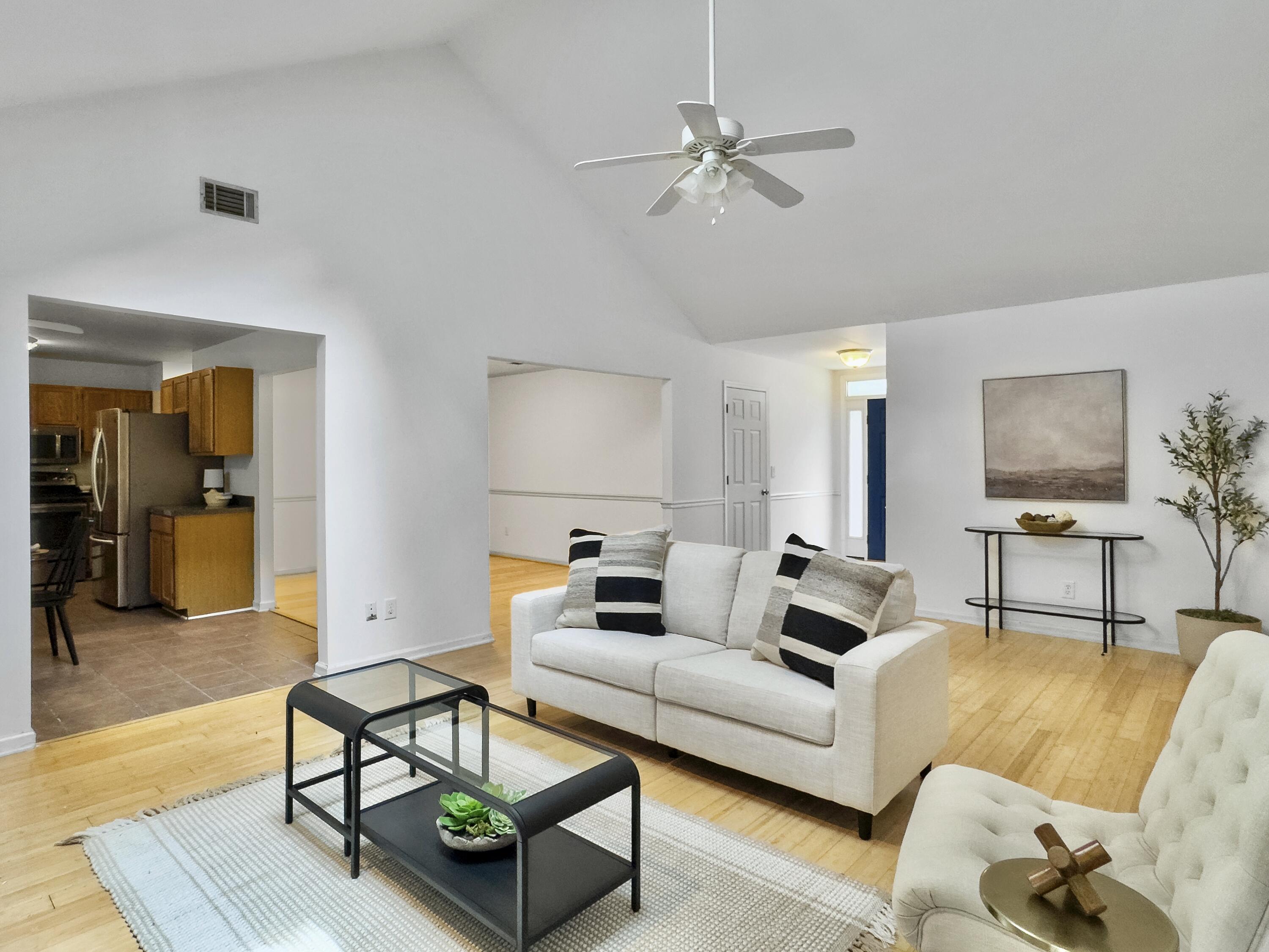 1309 Llewellyn Road