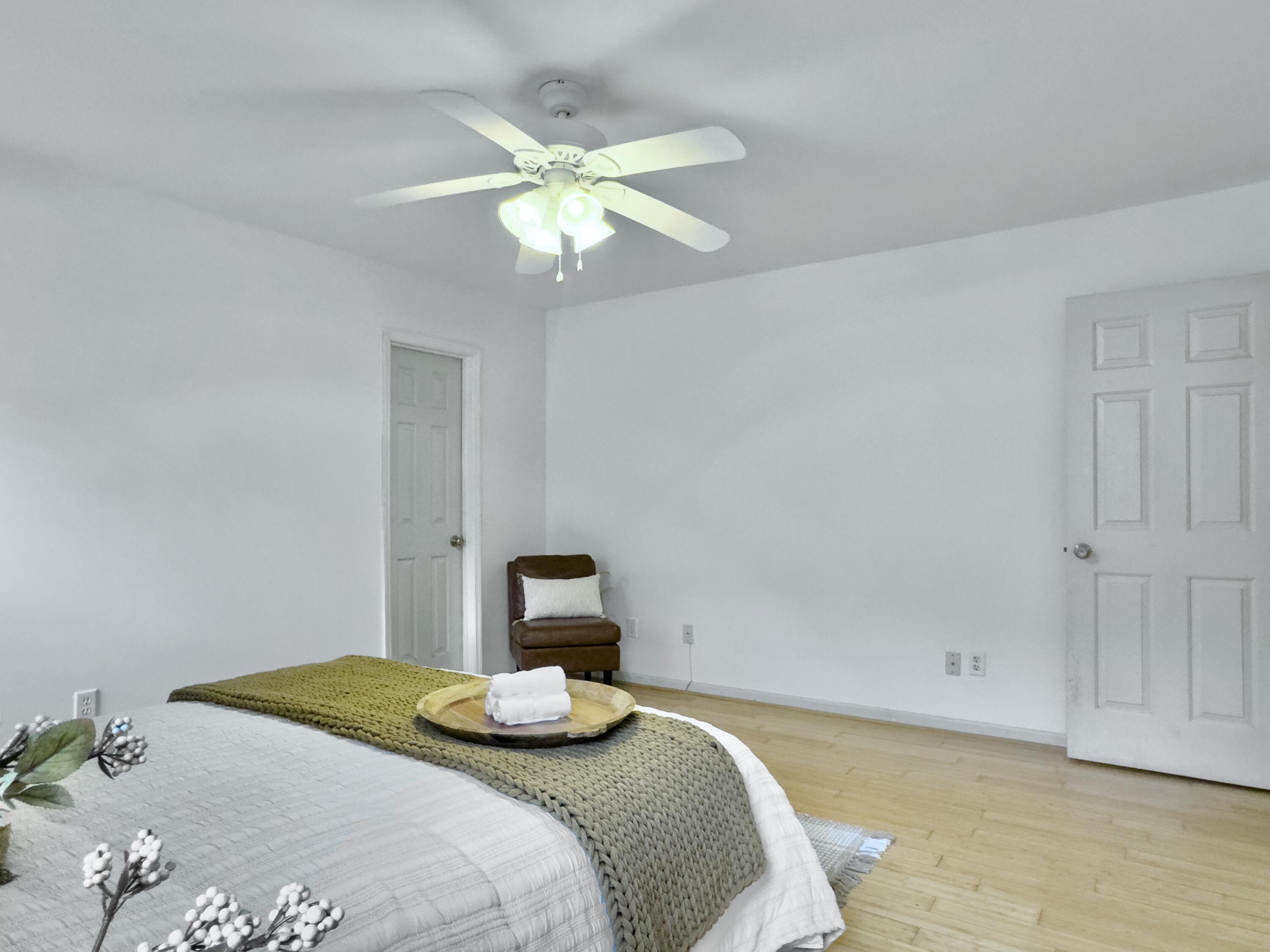 1309 Llewellyn Road