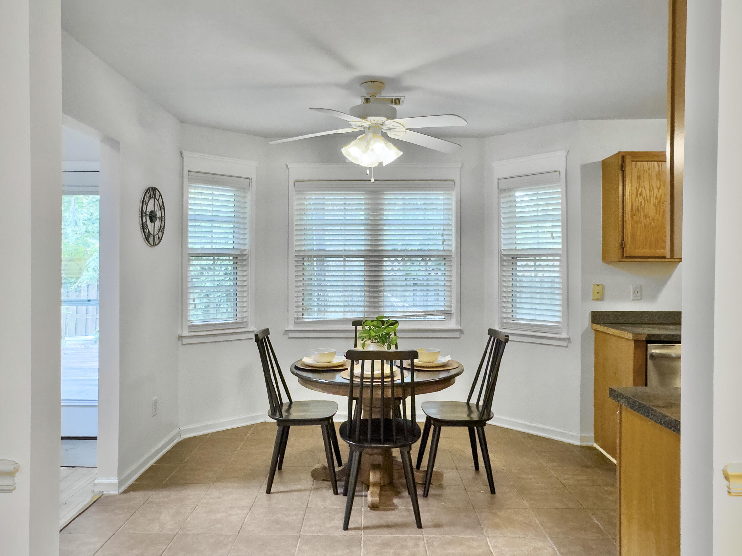1309 Llewellyn Road