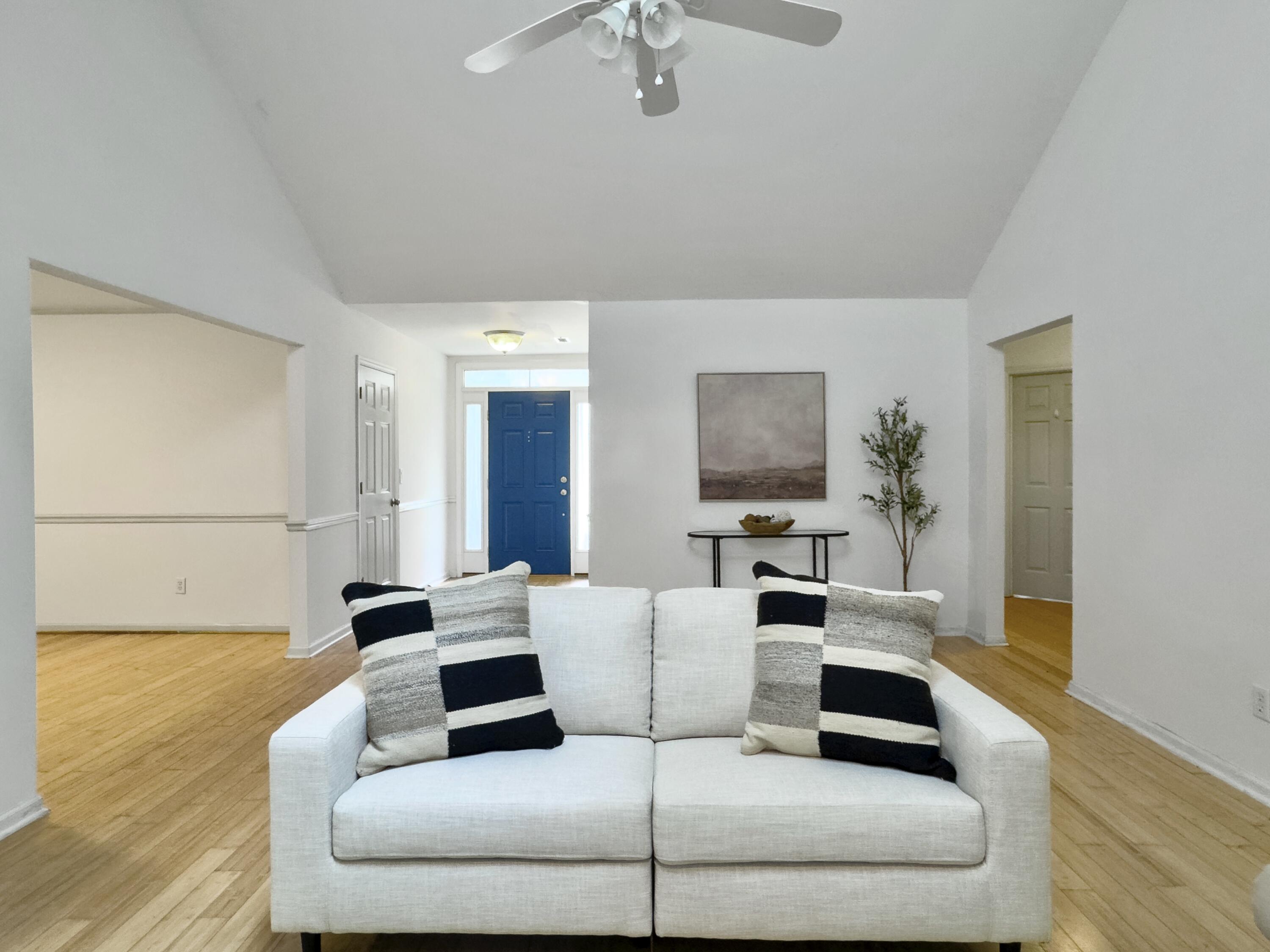 1309 Llewellyn Road