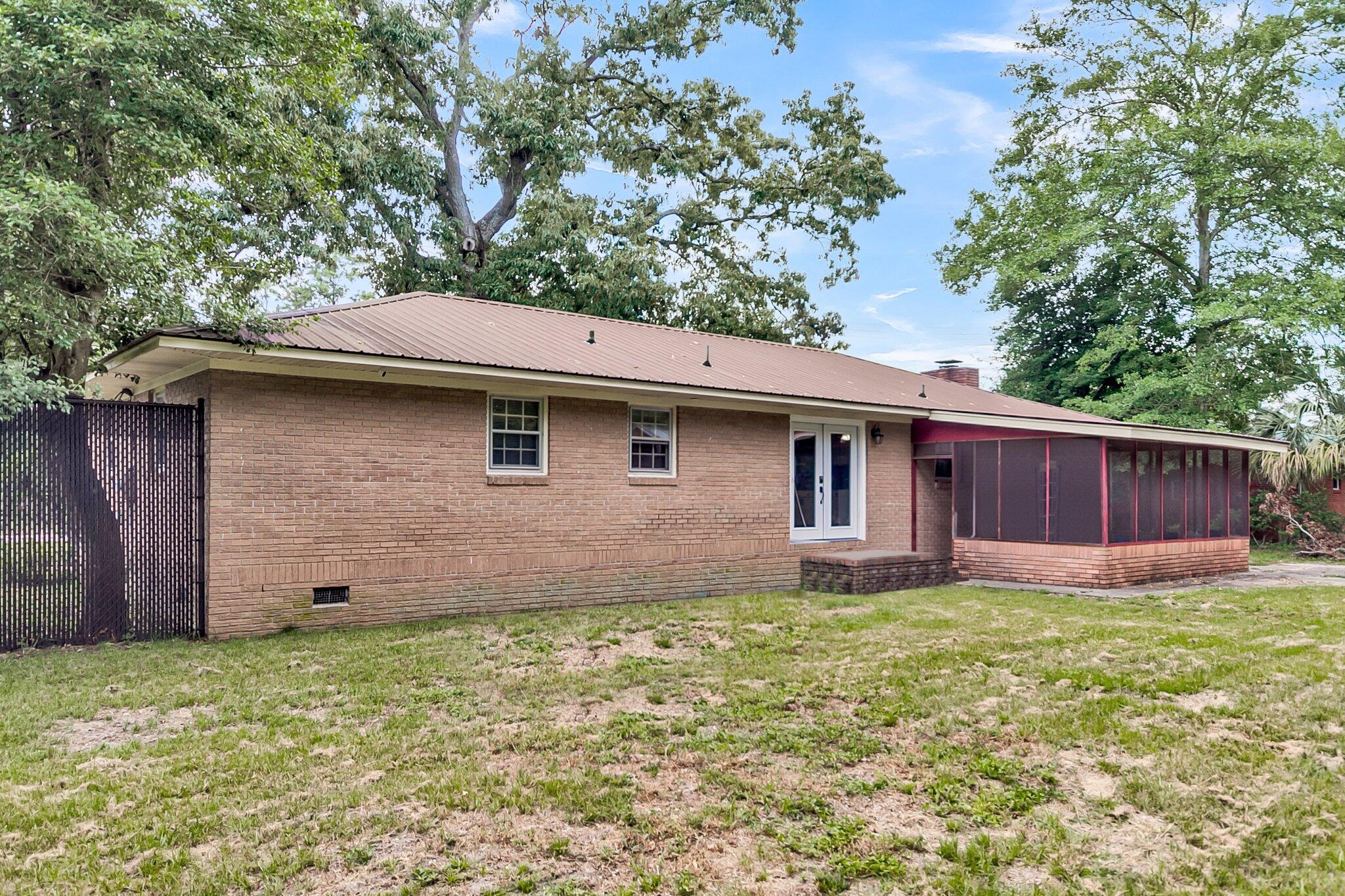 223 Dandridge Road