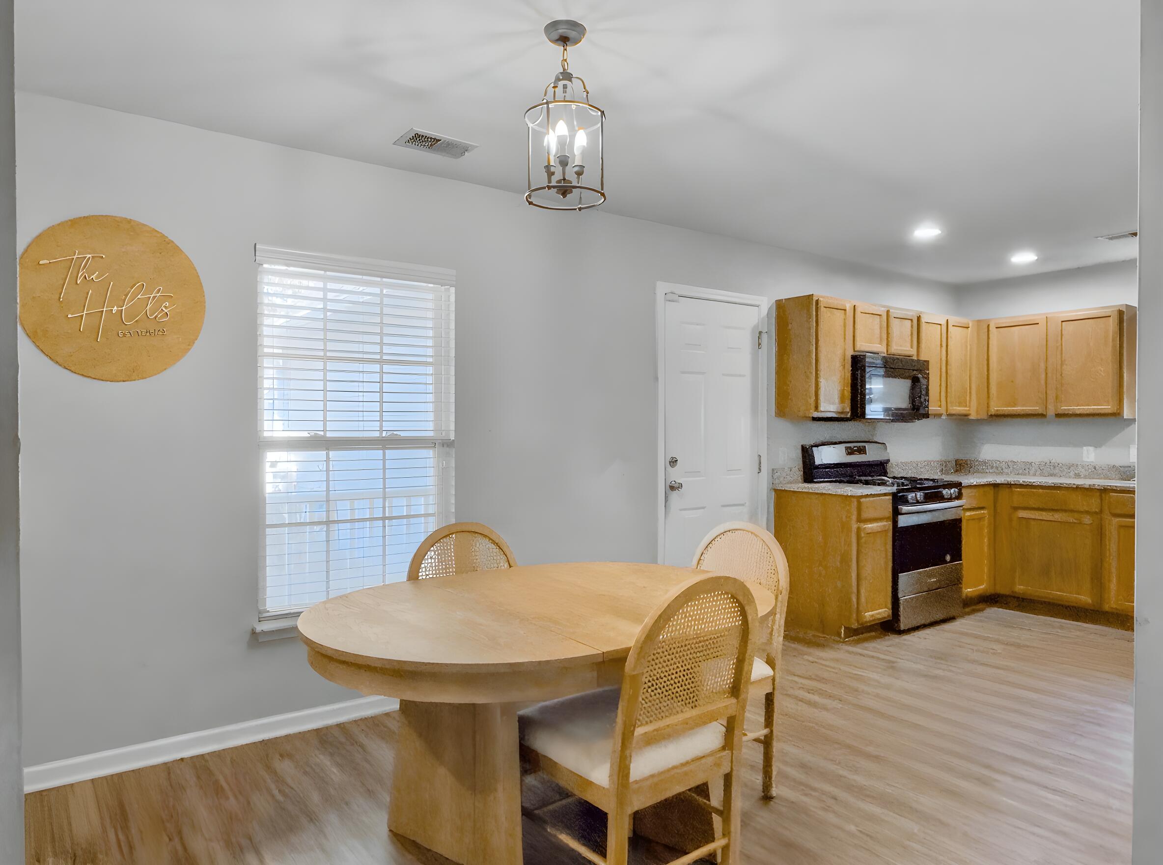107 Mcgrady Drive, Ladson