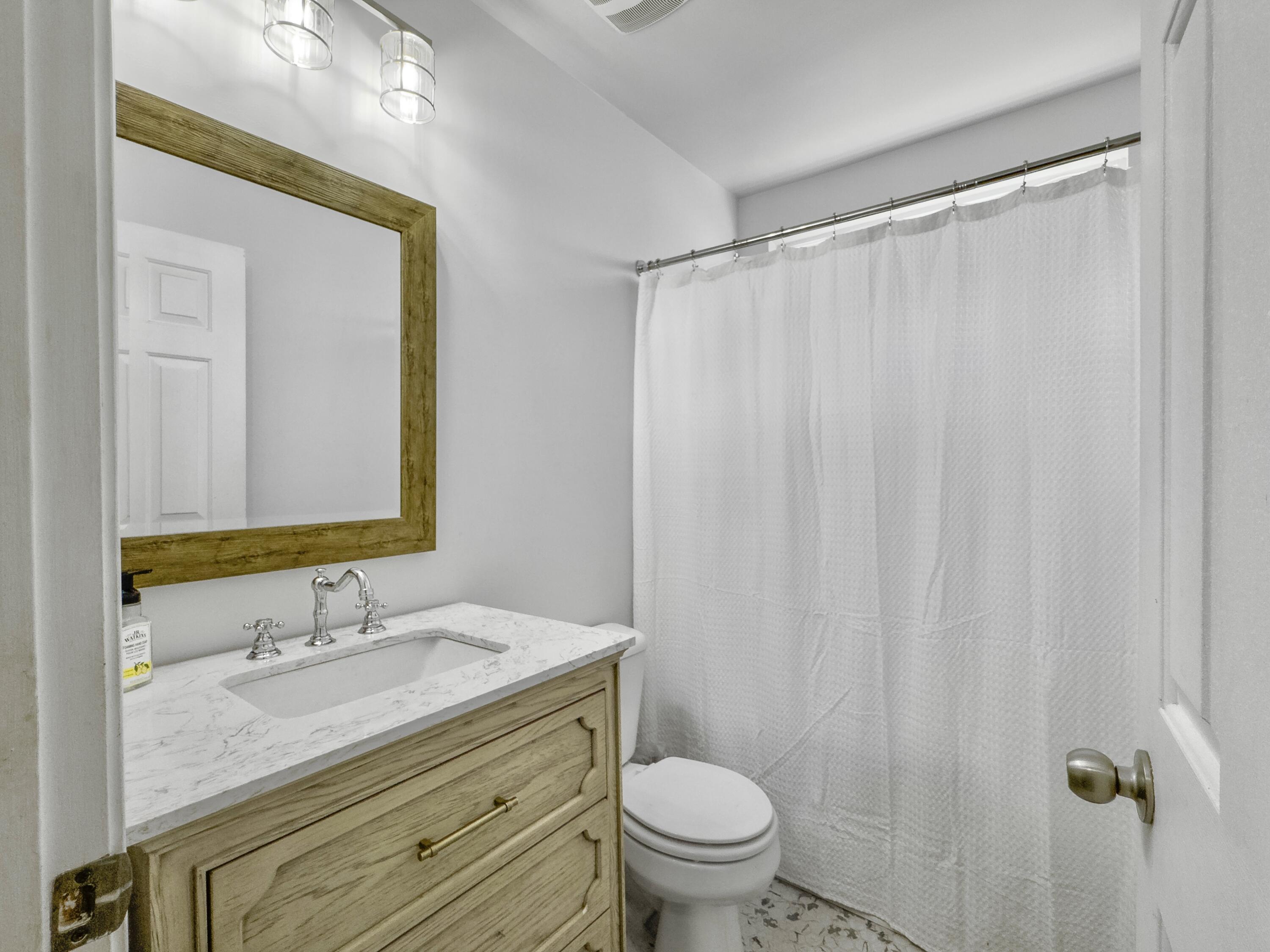 107 Mcgrady Drive, Ladson