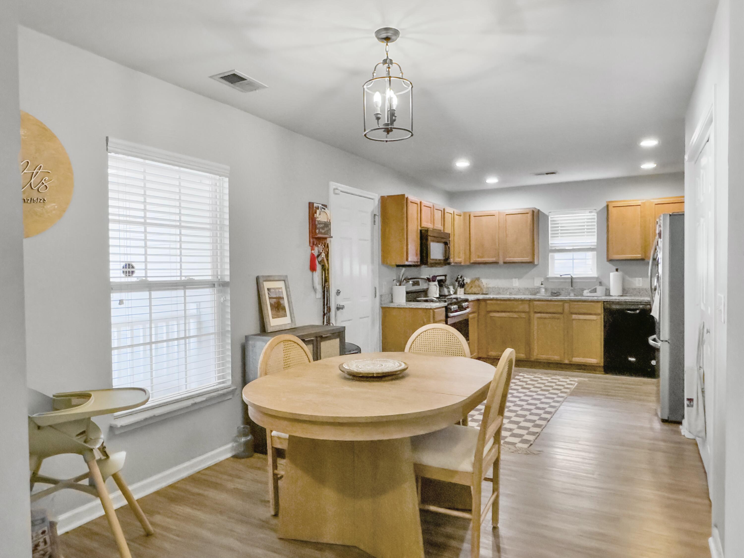 107 Mcgrady Drive, Ladson