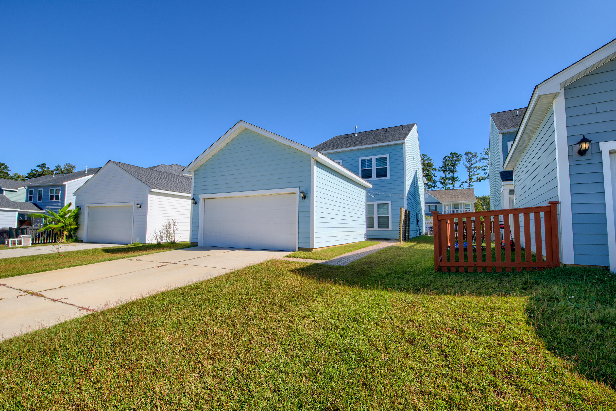 125 Trumpet Vine Drive, Summerville