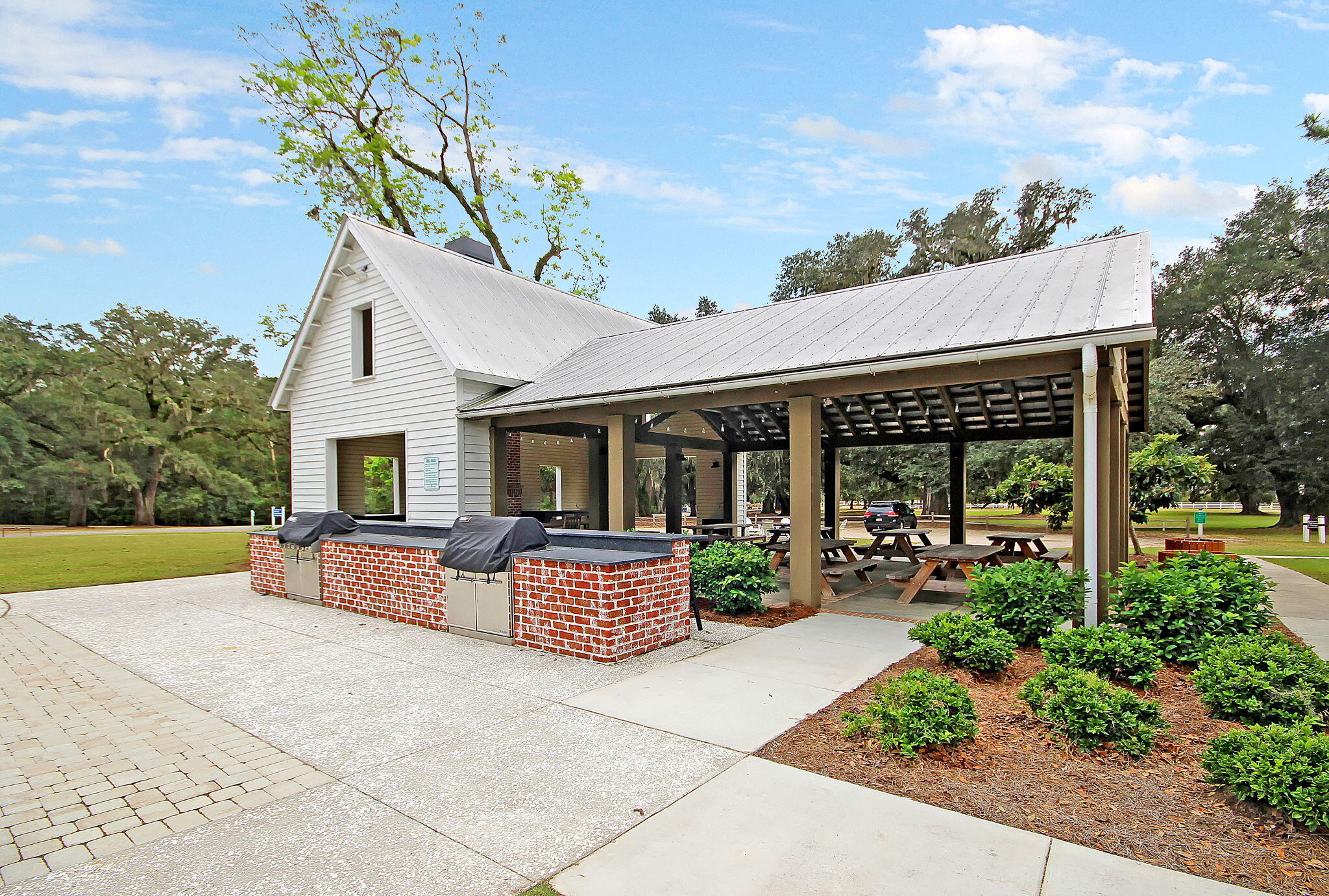 125 Trumpet Vine Drive, Summerville