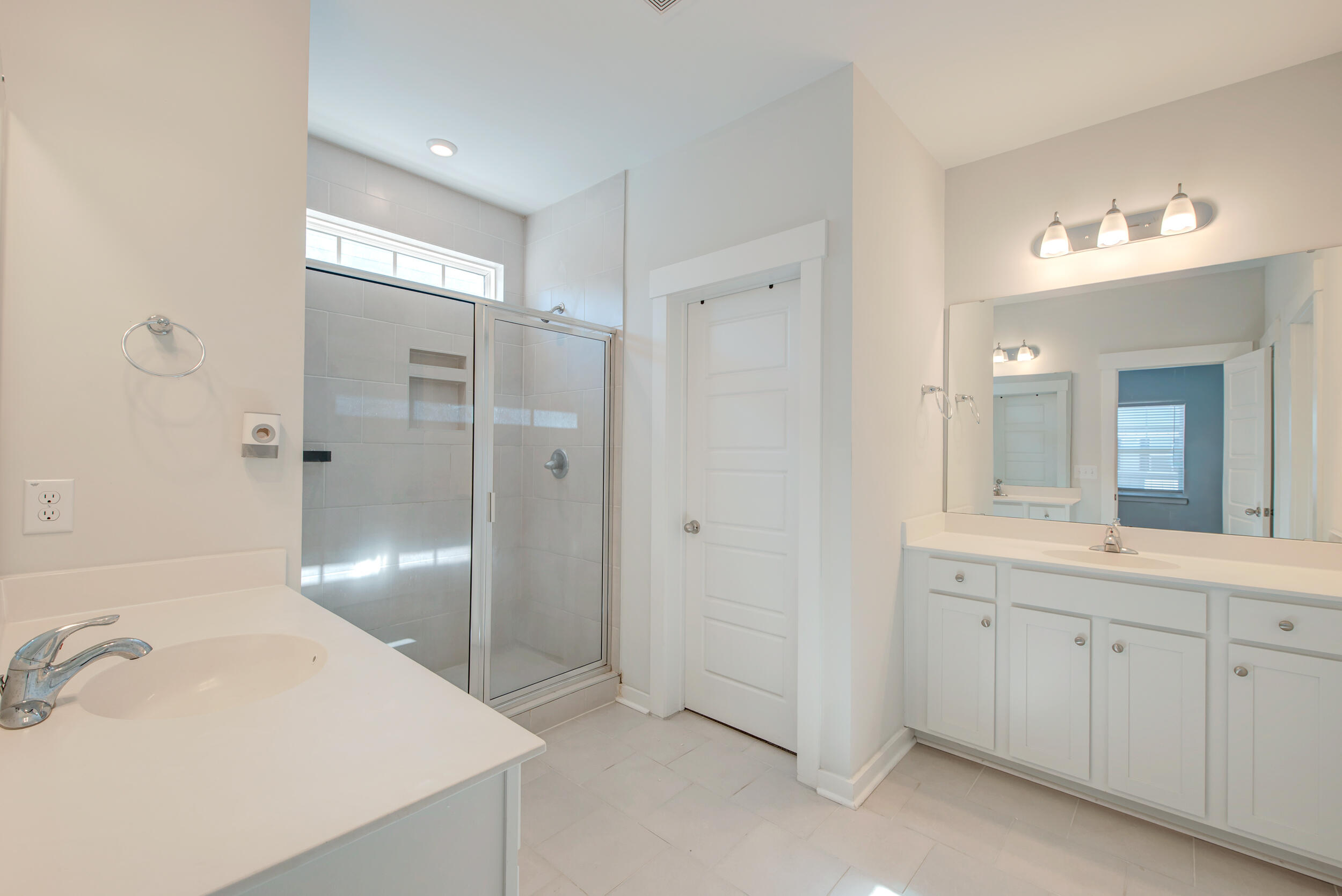 125 Trumpet Vine Drive, Summerville