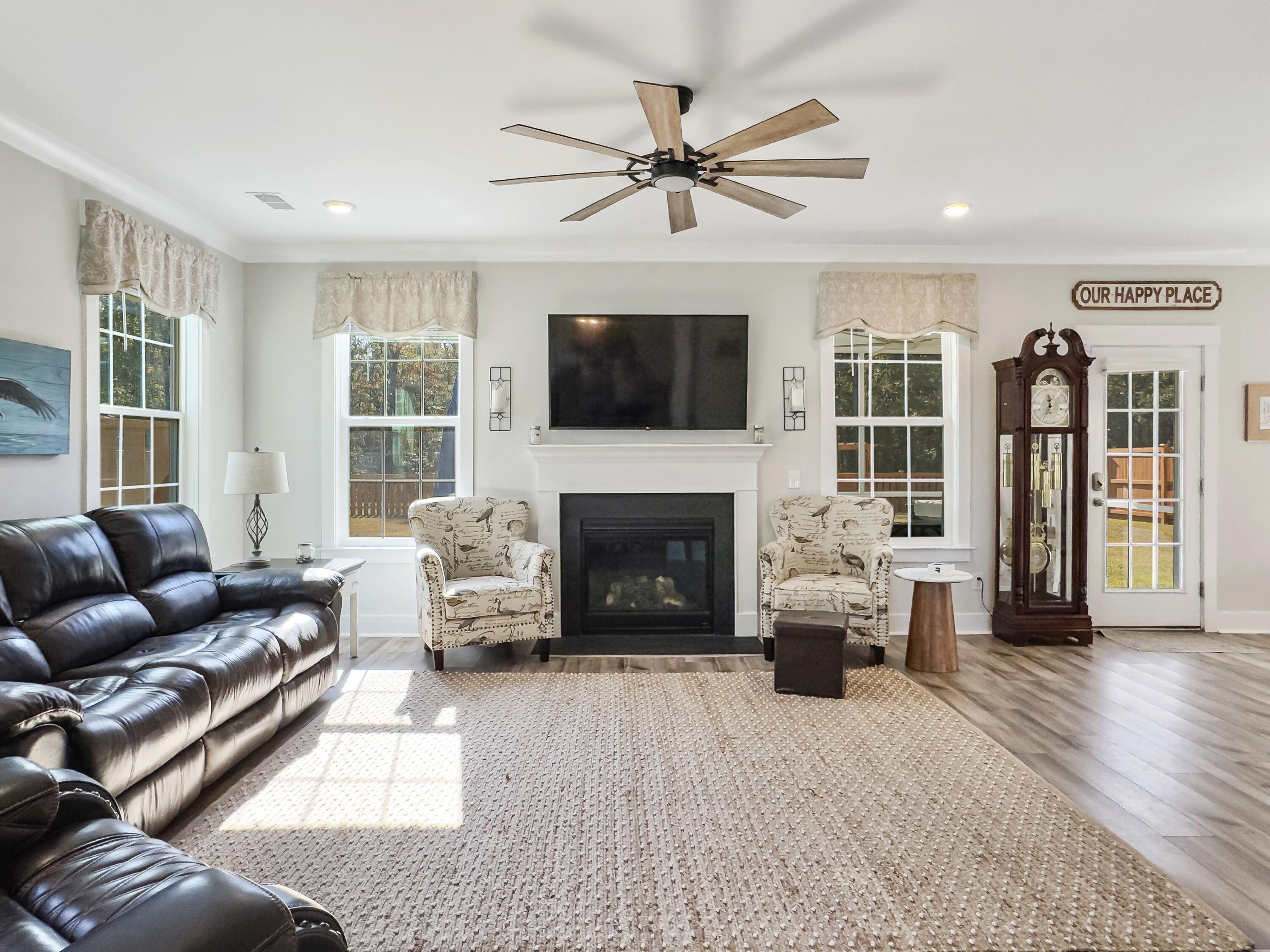 250 Fiddleback Drive