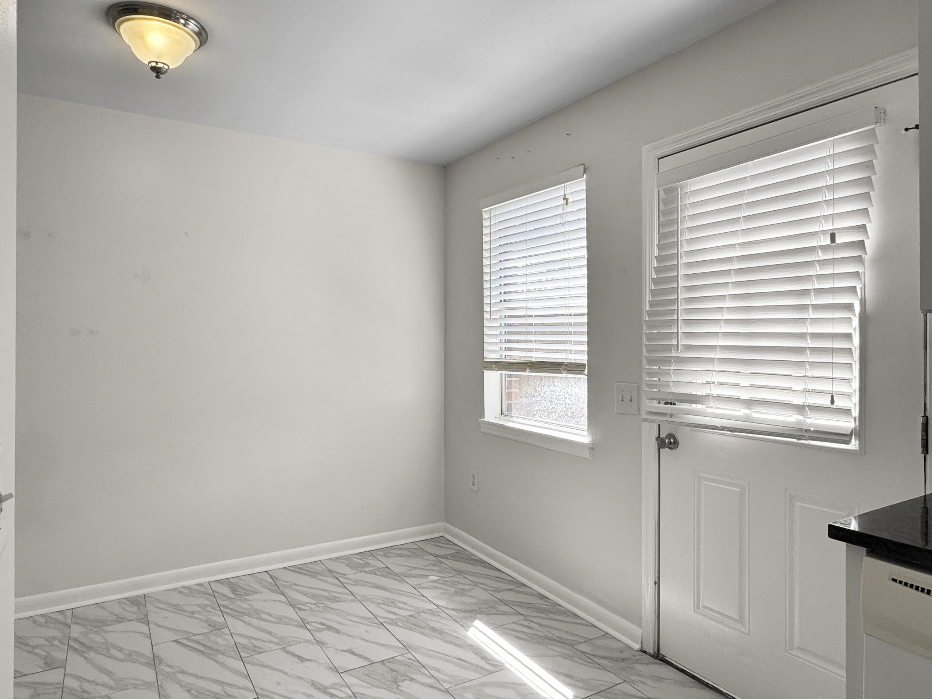 415 Parkdale Drive # 9e