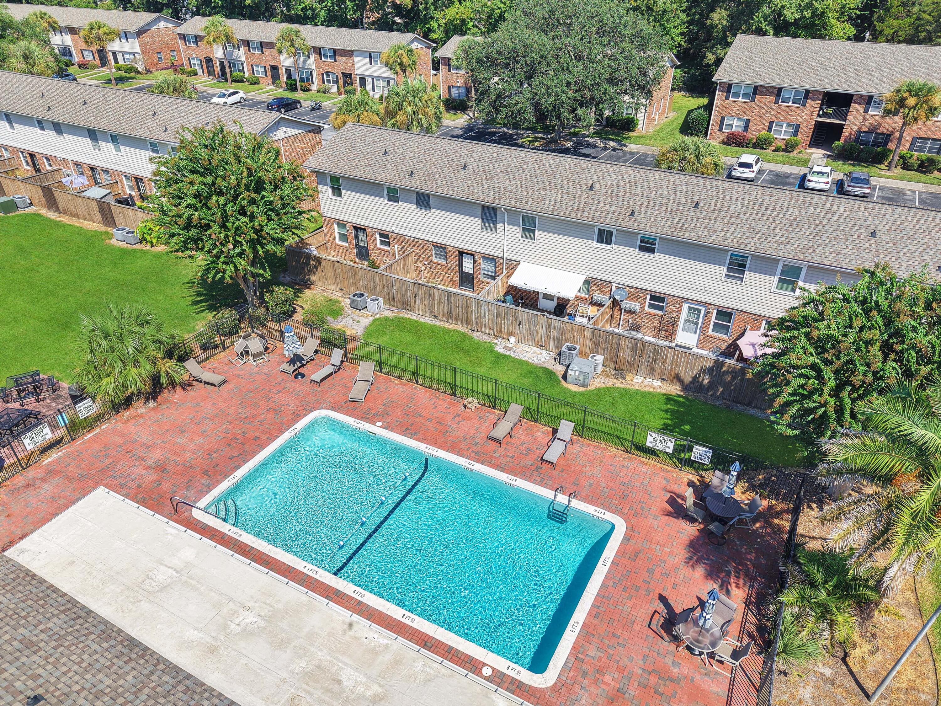 415 Parkdale Drive # 9e