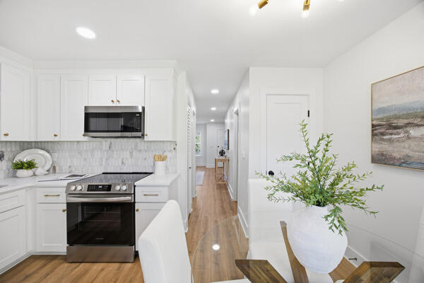 1672 Hunters Run Drive