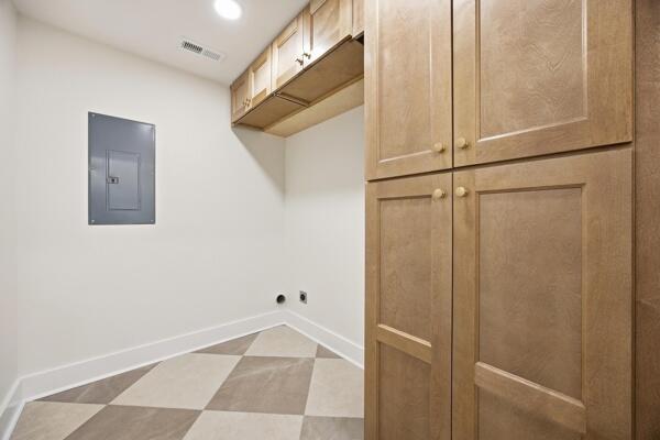 1672 Hunters Run Drive